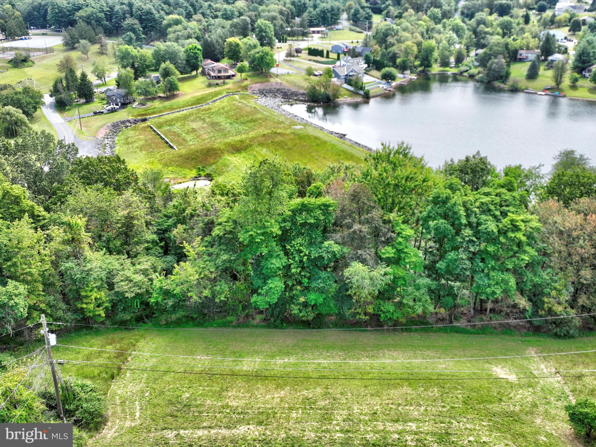 LAKE WYNONAH - Residential