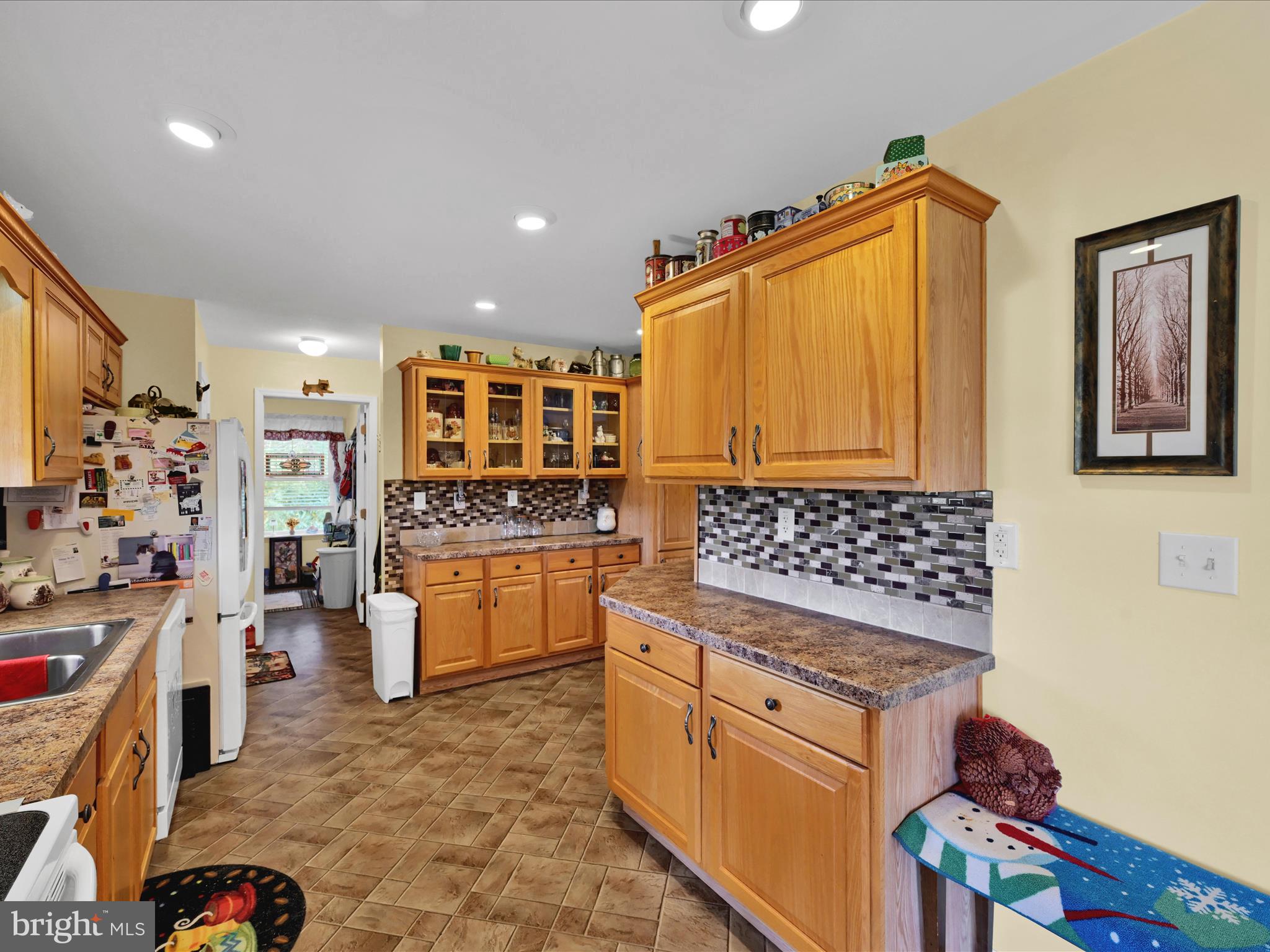 LAKE WYNONAH - Residential