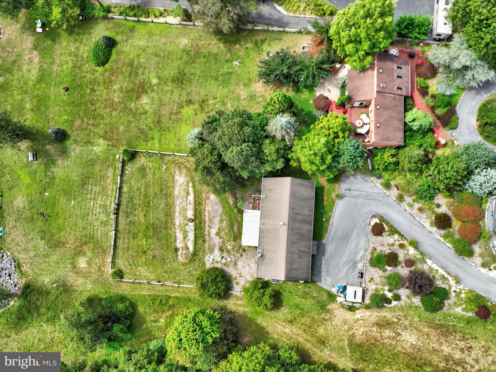 LAKE WYNONAH - Residential