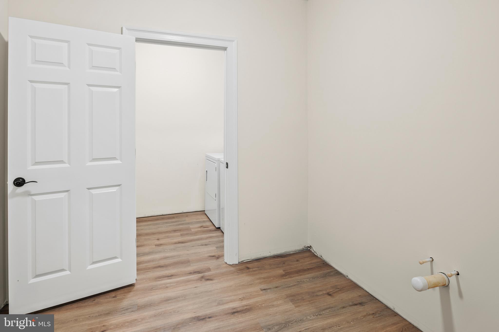 WELLINGTON - Residential