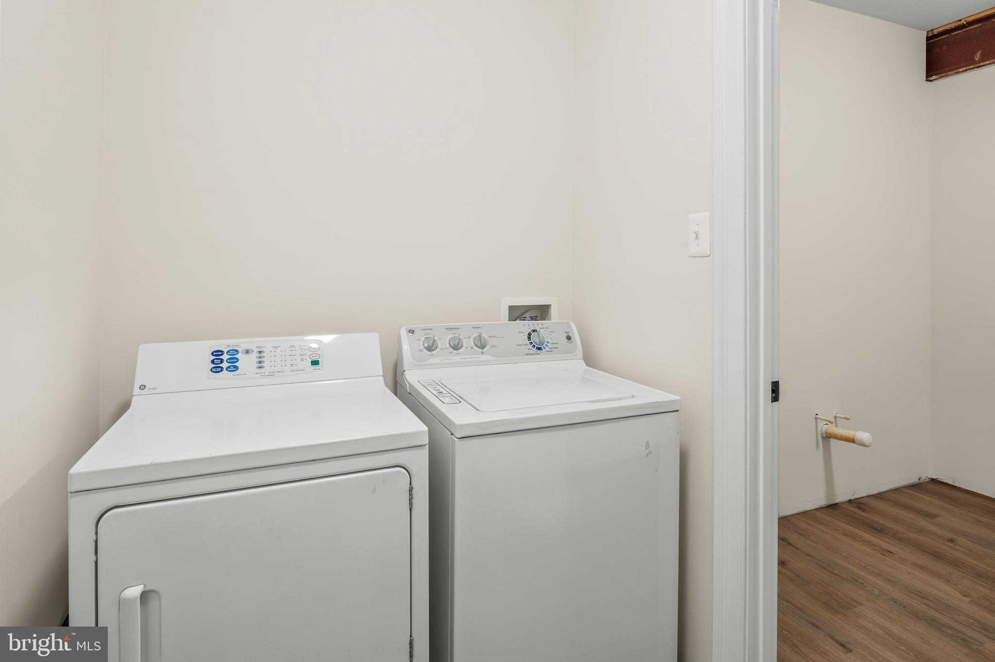 WELLINGTON - Residential