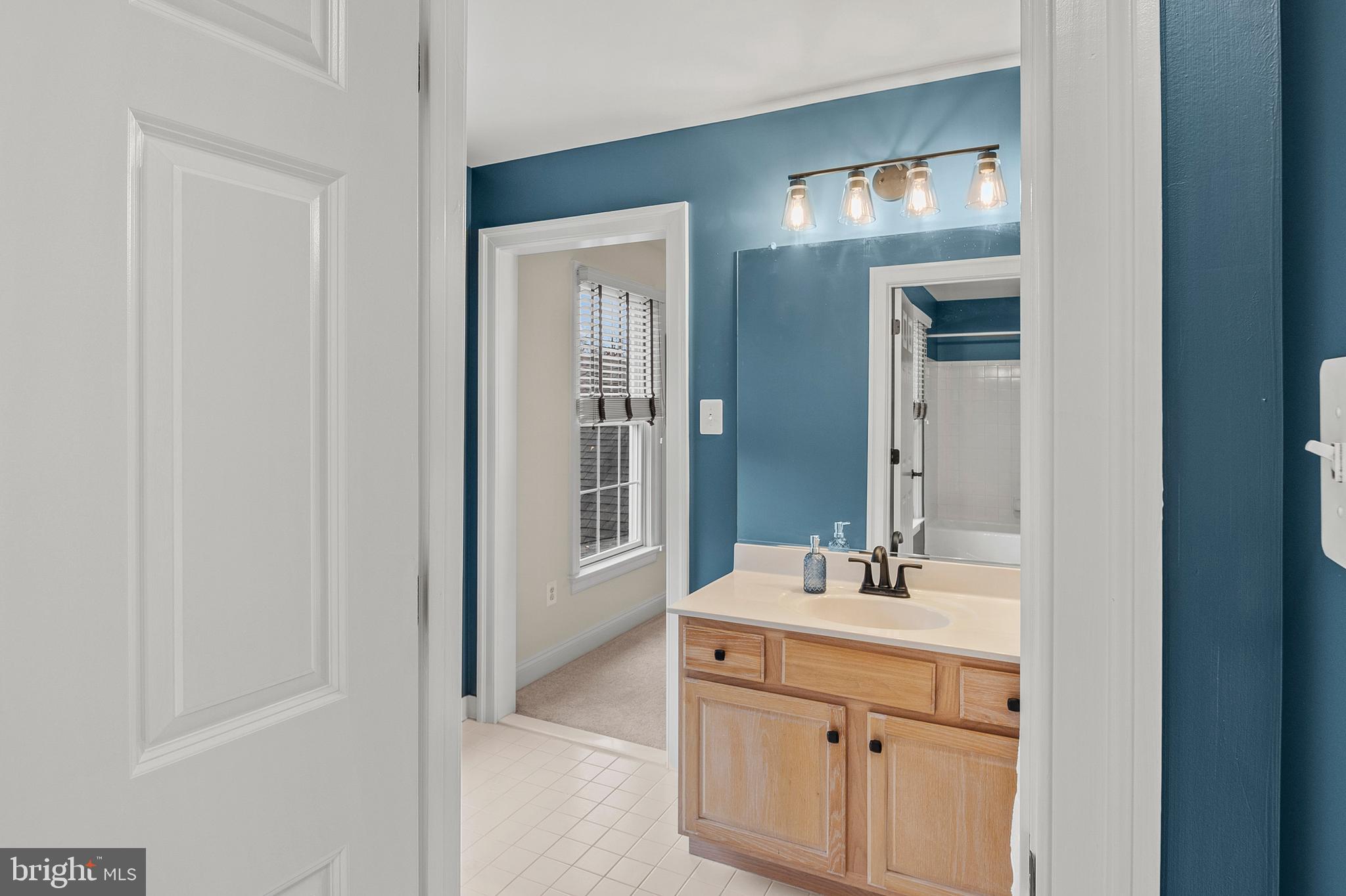 WELLINGTON - Residential