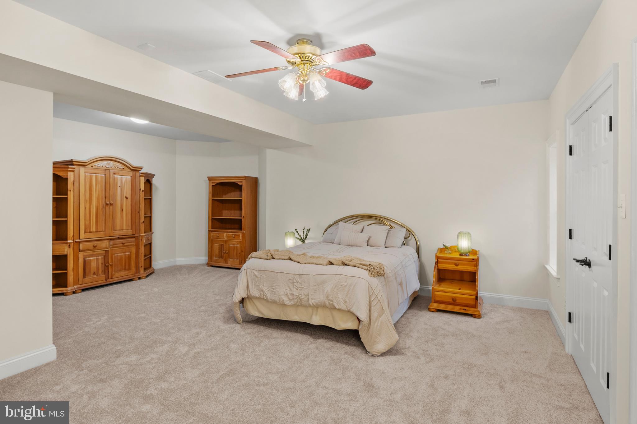 WELLINGTON - Residential