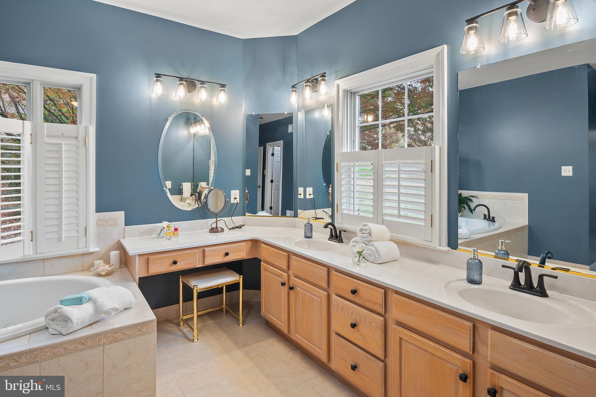 WELLINGTON - Residential