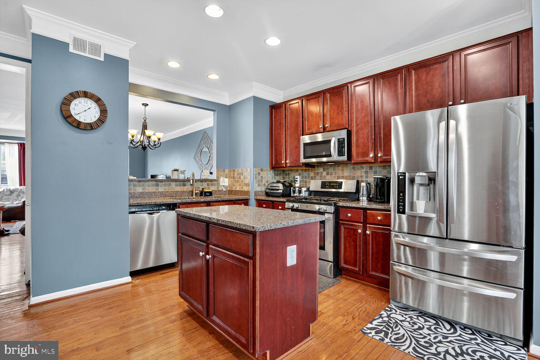 POTOMAC STATION - Residential Lease