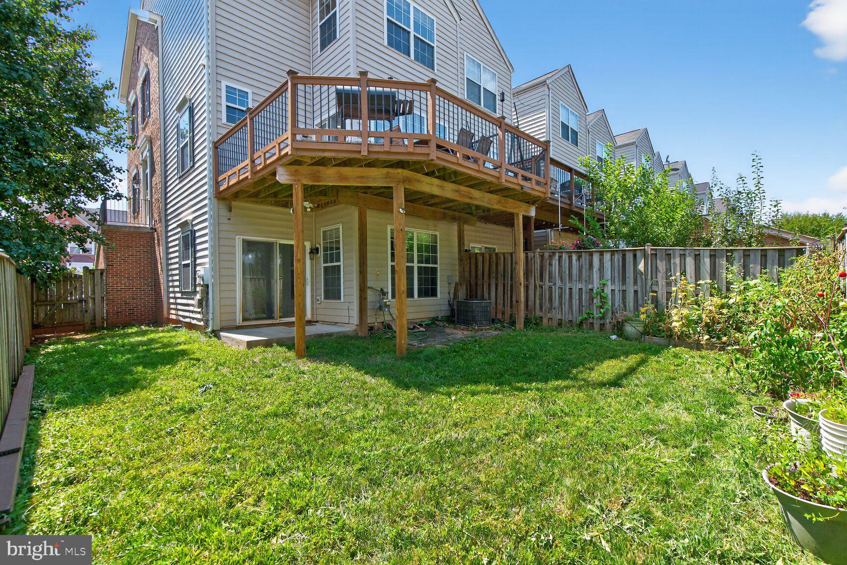 POTOMAC STATION - Residential Lease