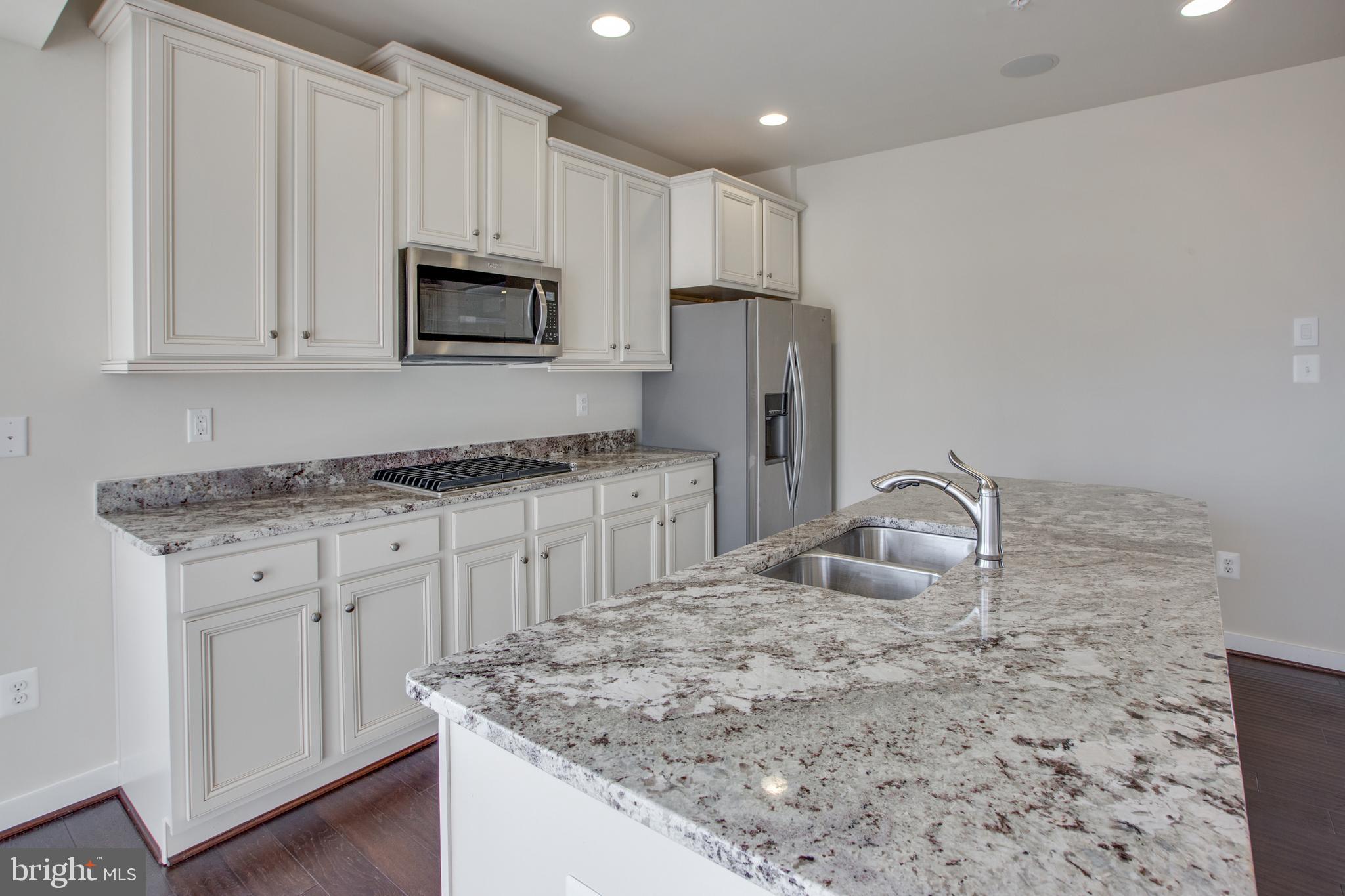 HUNTFIELD - Residential