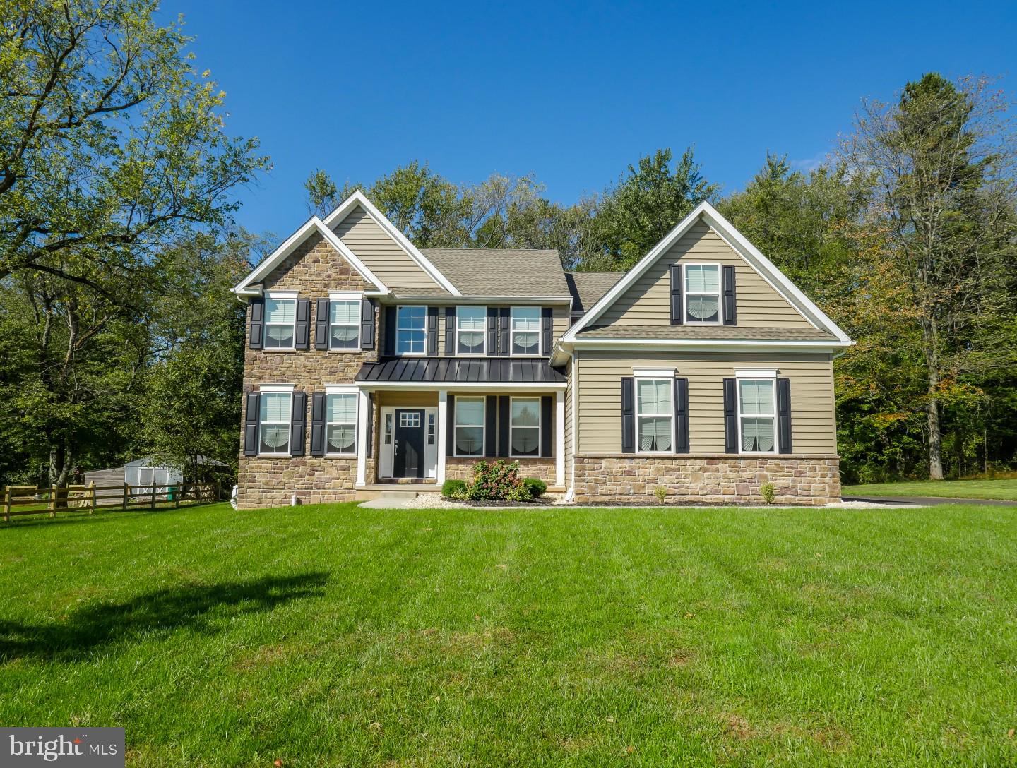 10 HOLCOMBE GROVE ROAD