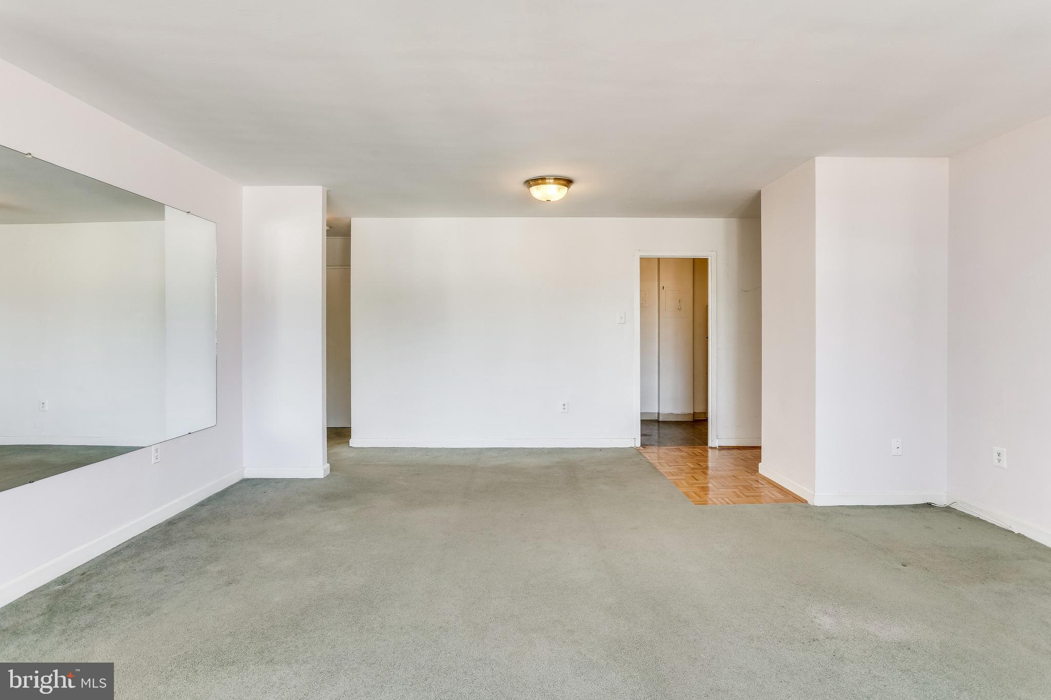 RIVER PLACE - Residential