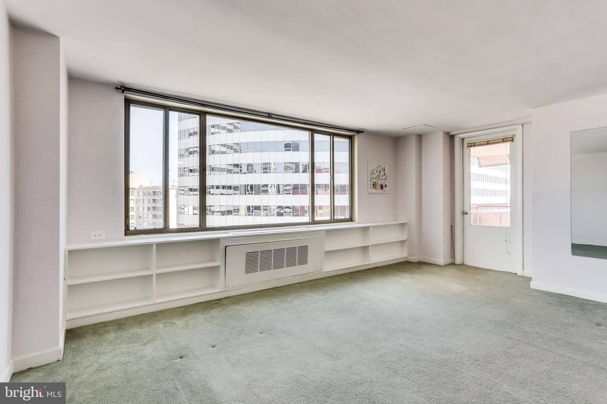 RIVER PLACE - Residential