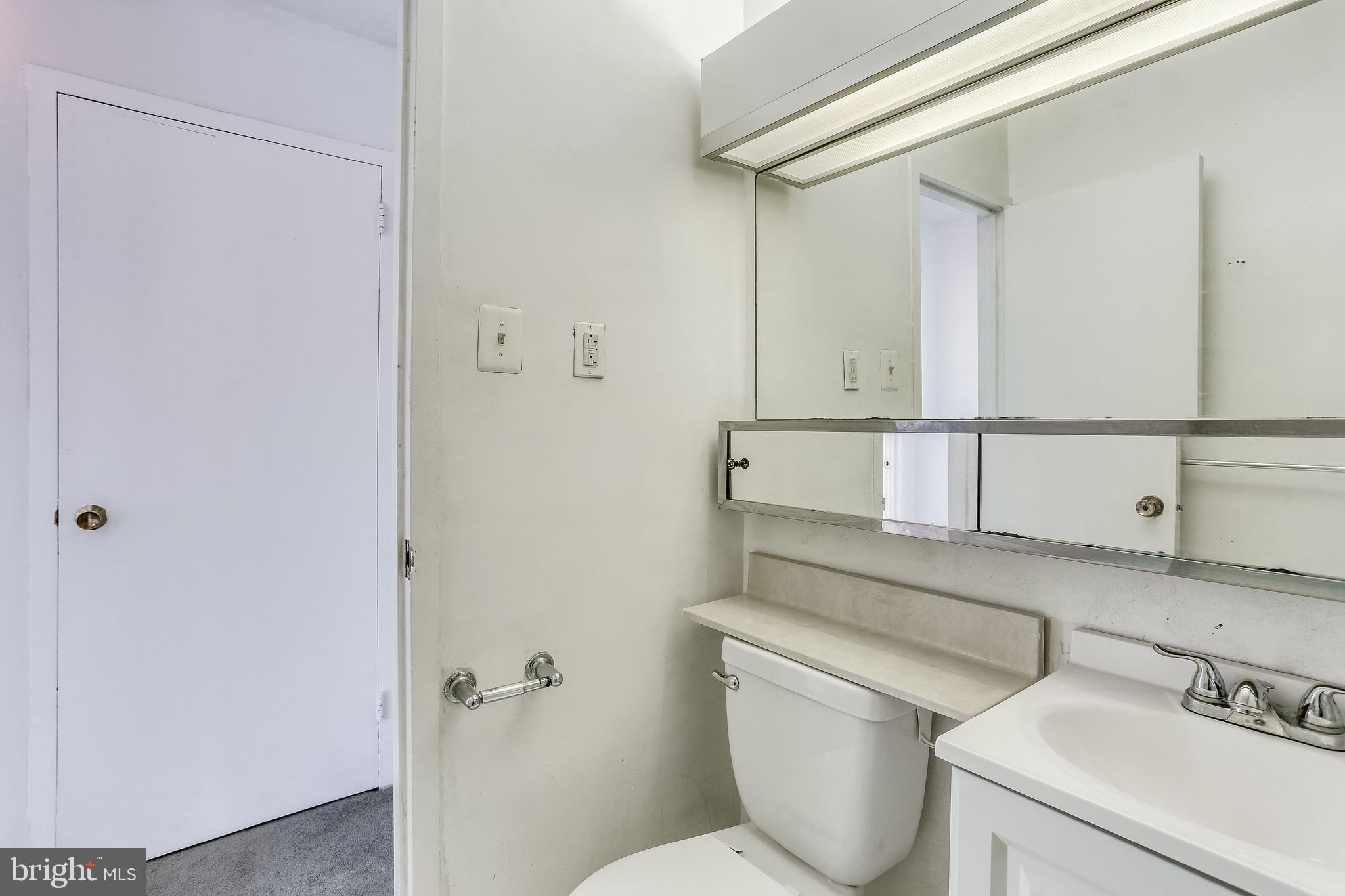 RIVER PLACE - Residential