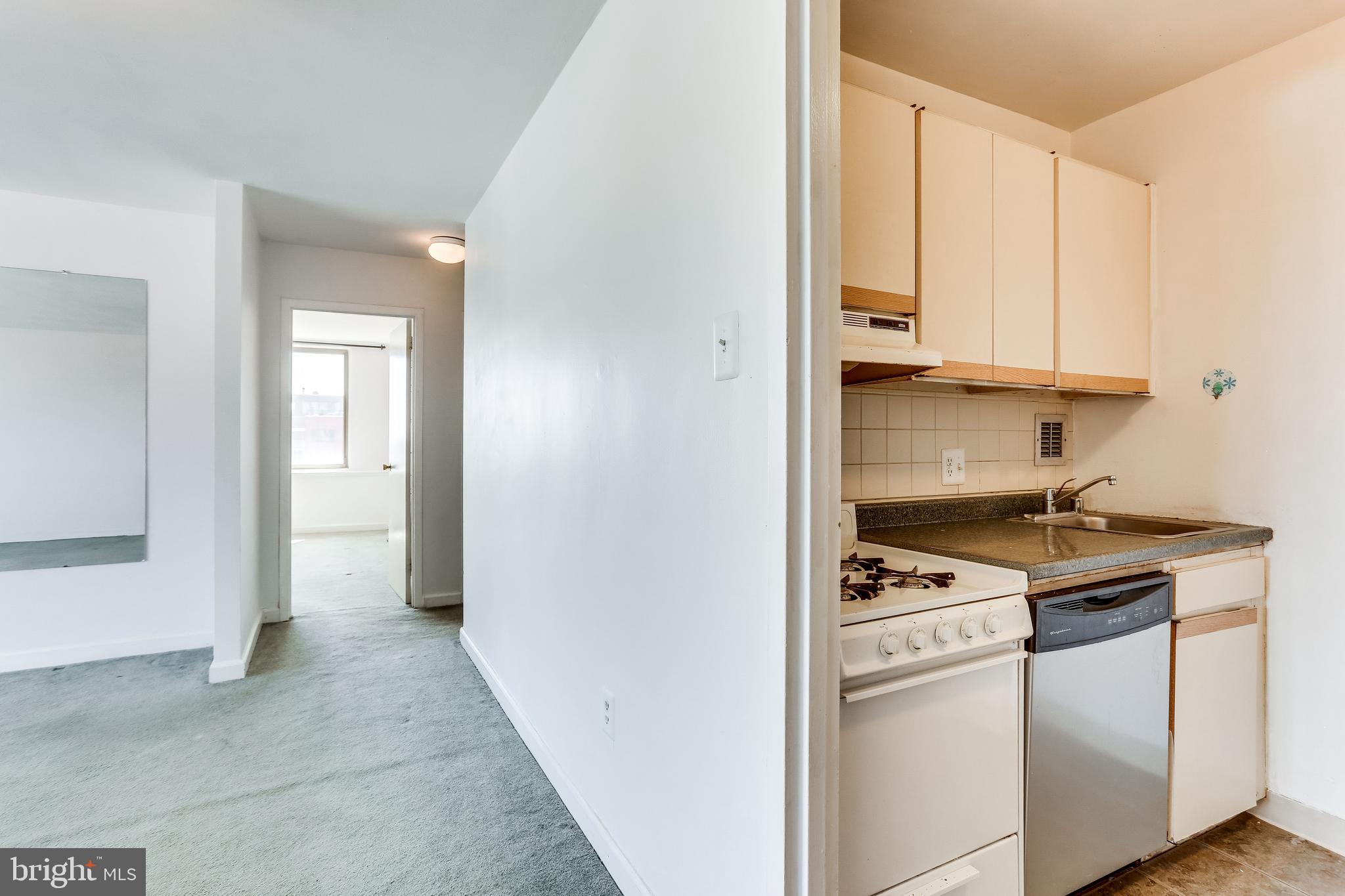 RIVER PLACE - Residential