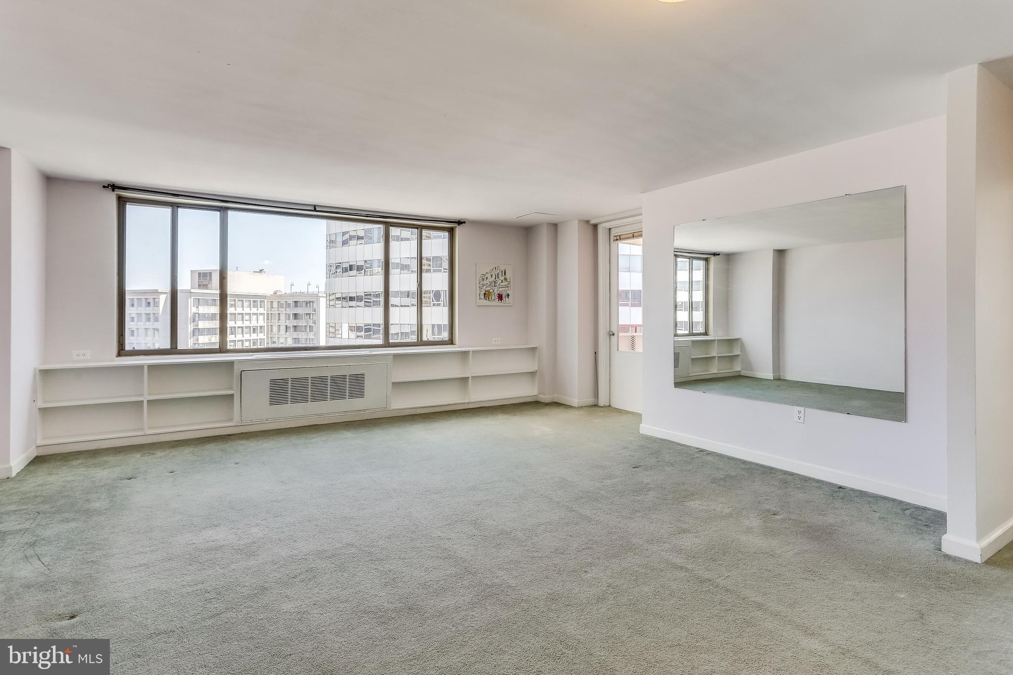 RIVER PLACE - Residential