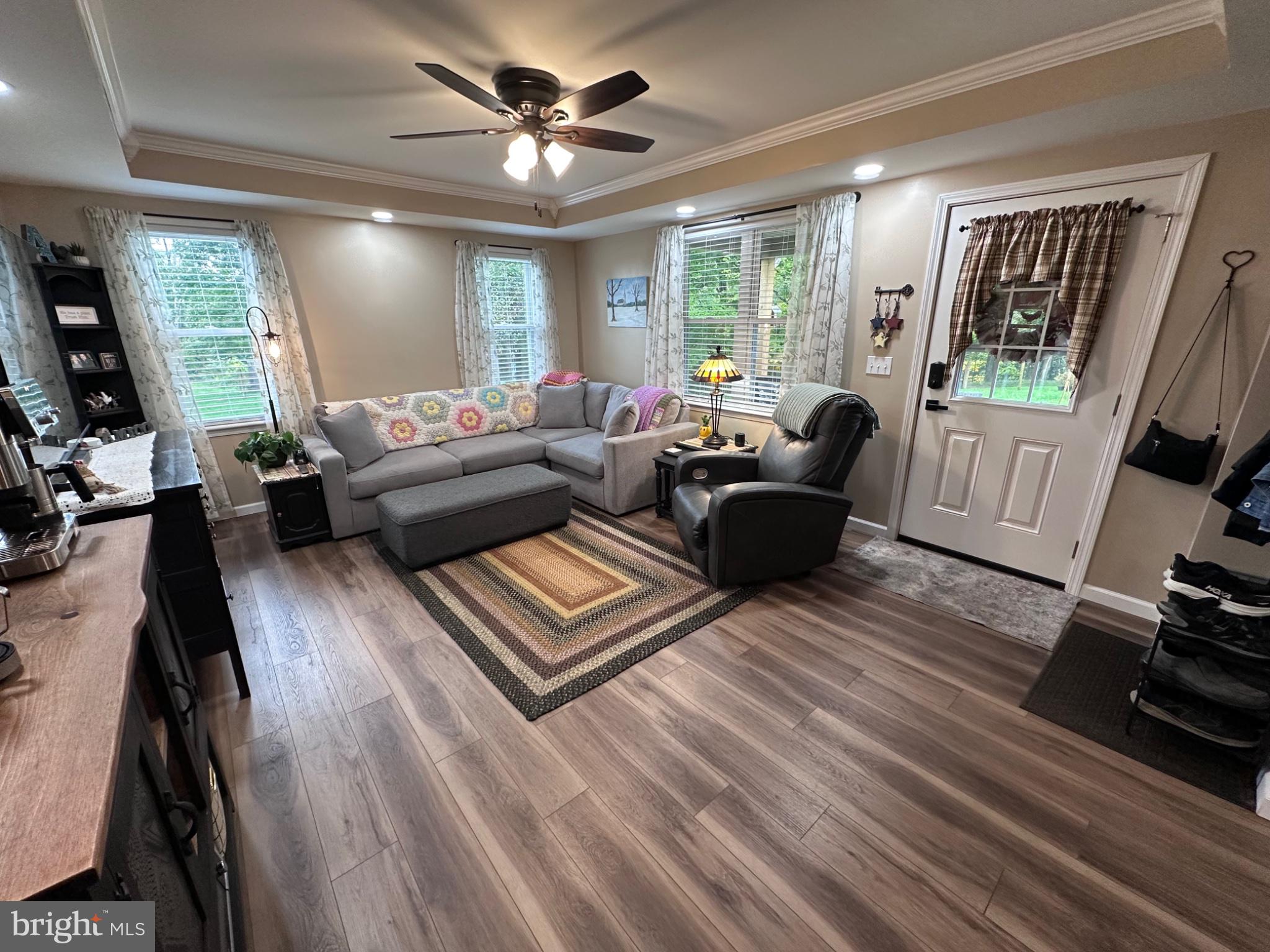 171 GREEN LEAF LANE