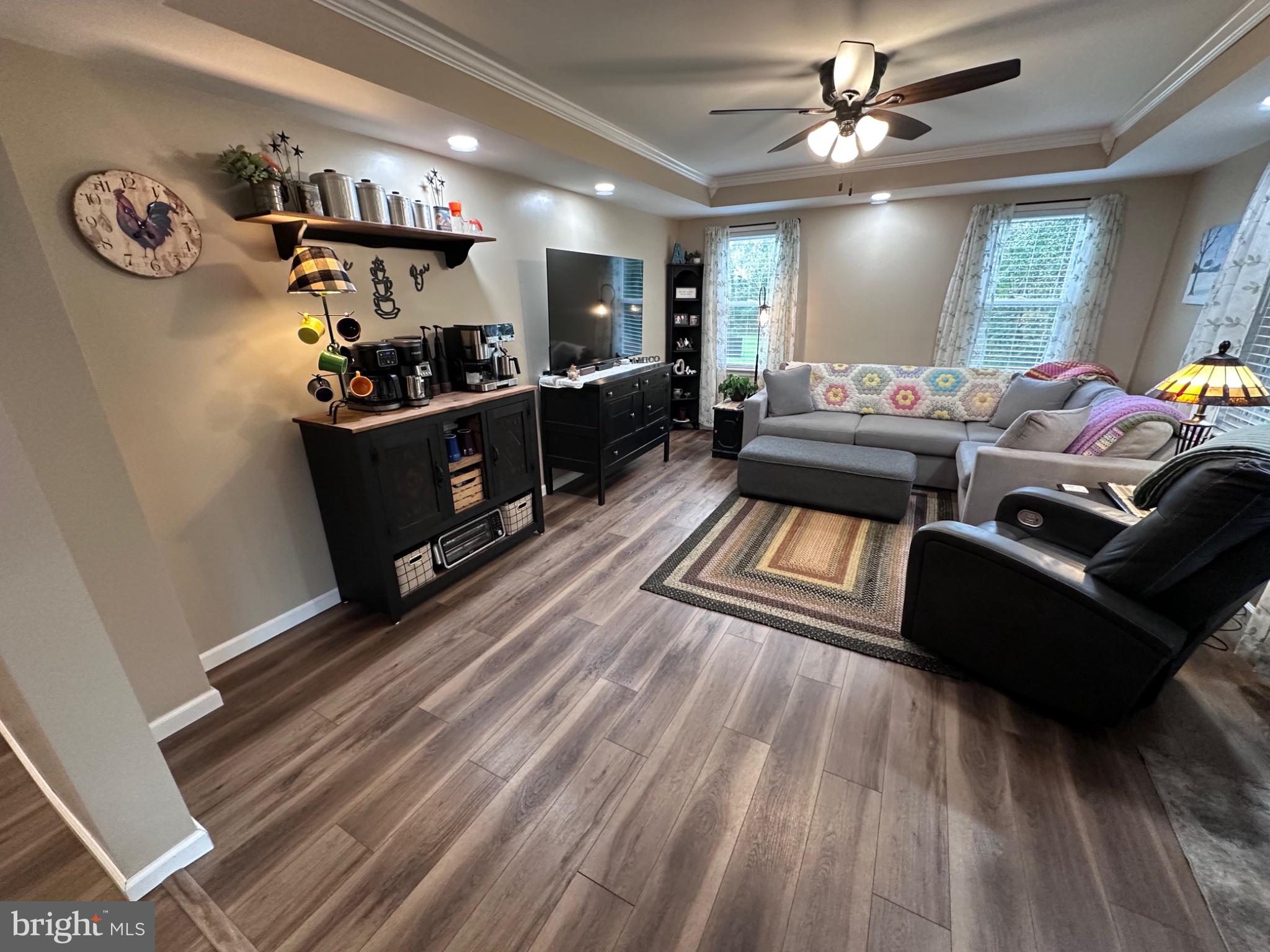171 GREEN LEAF LANE