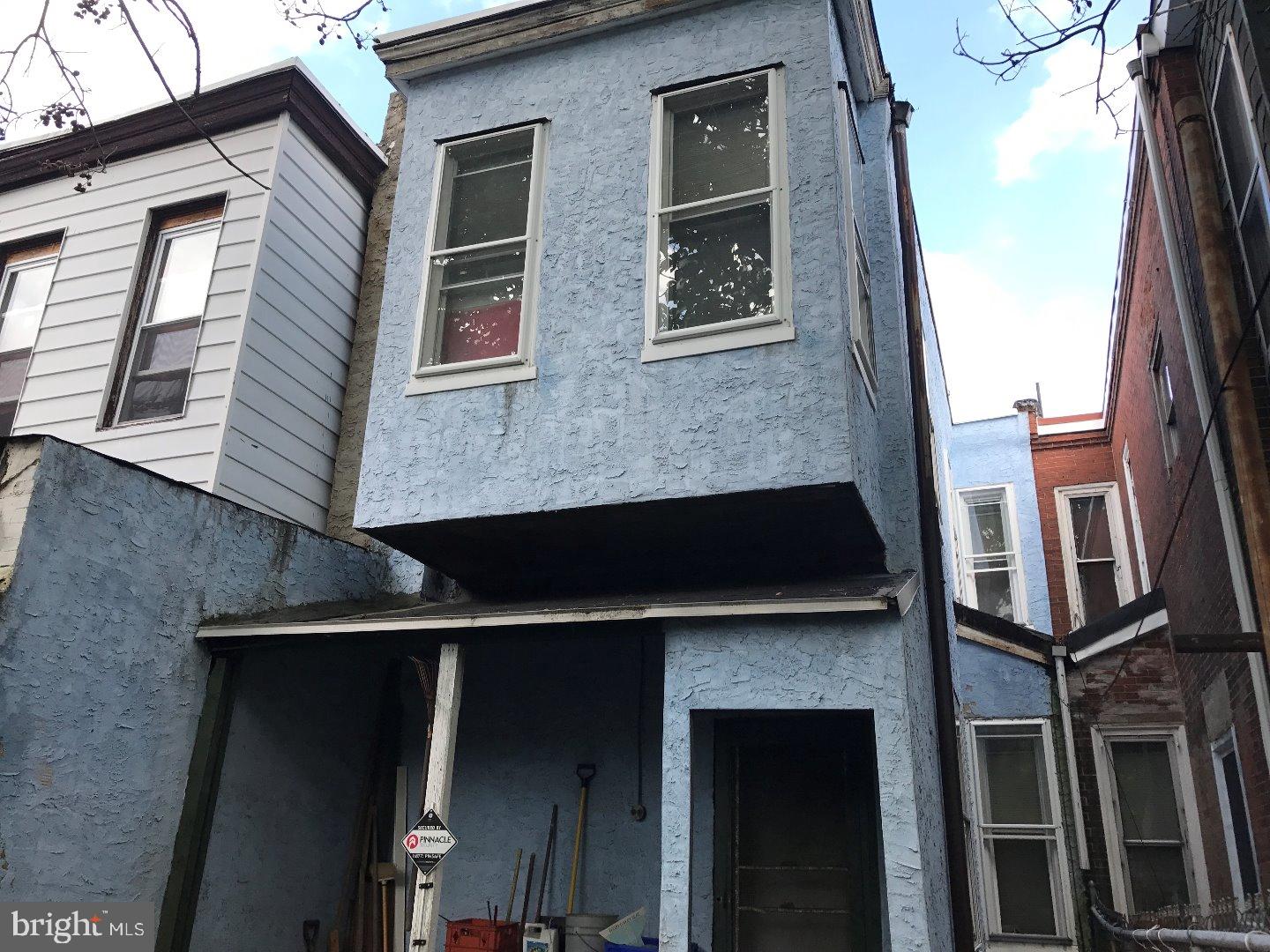STRAWBERRY MANSION - Residential