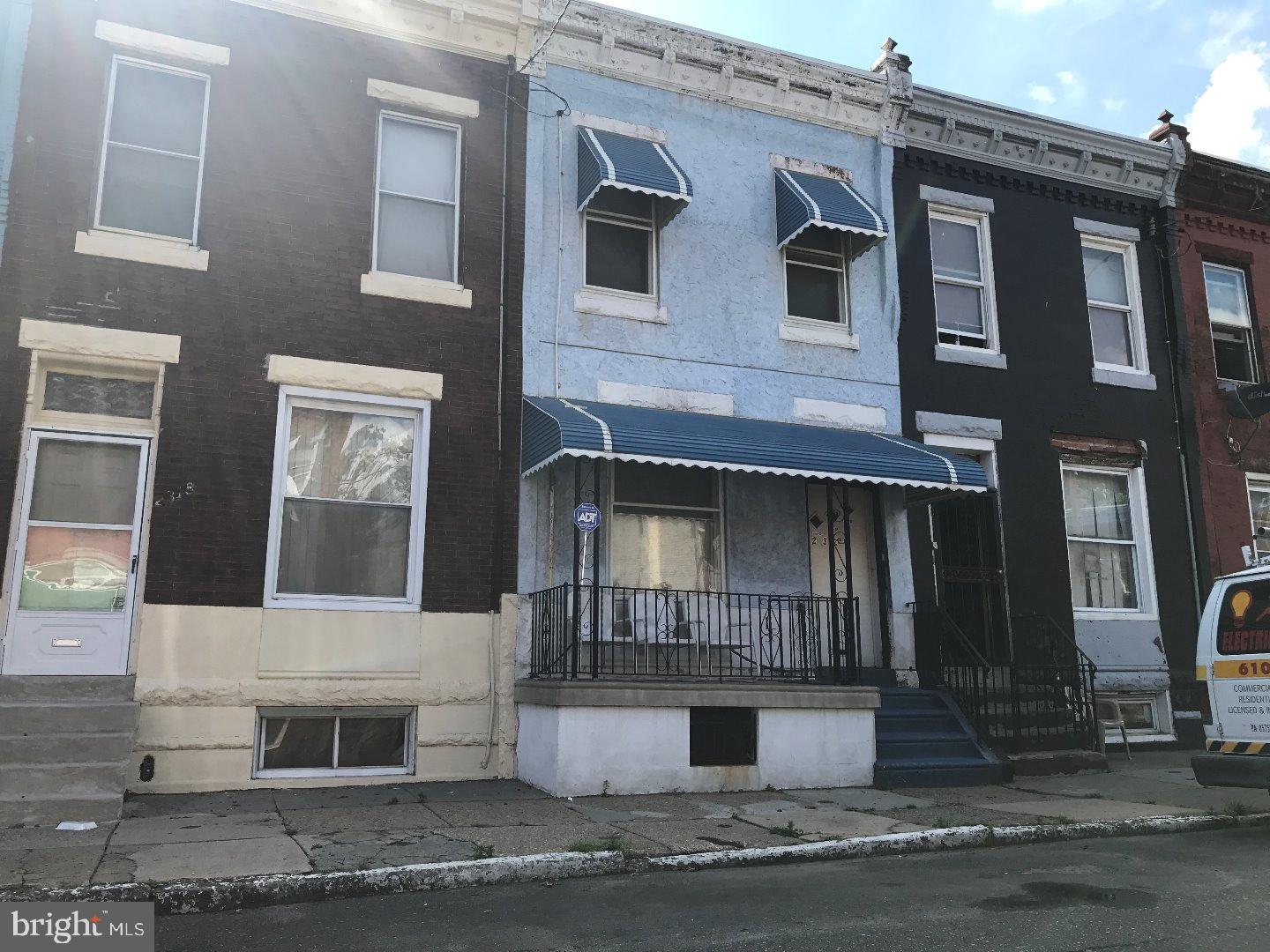 STRAWBERRY MANSION - Residential