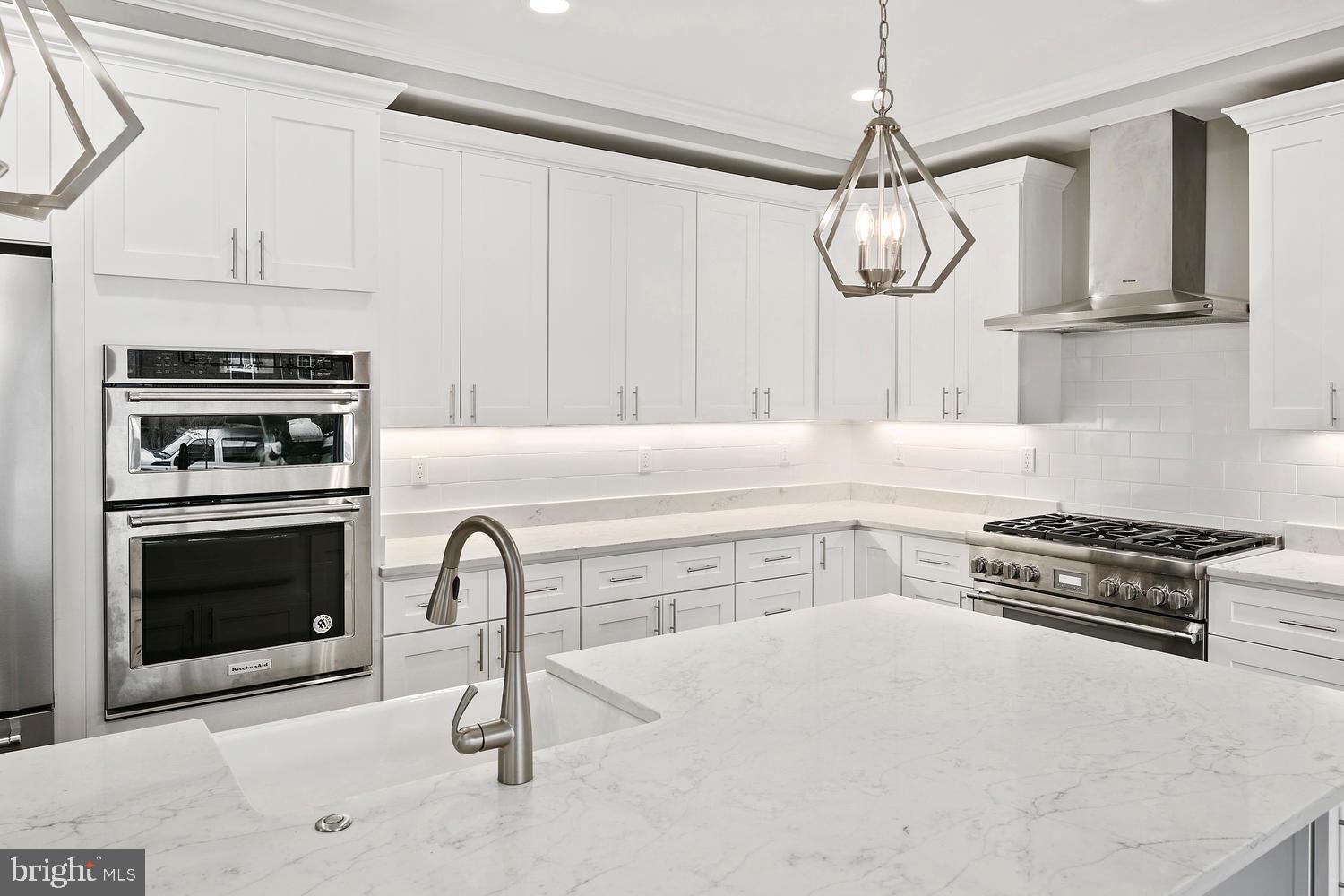 WAYCROFT WOODLAWN - Residential