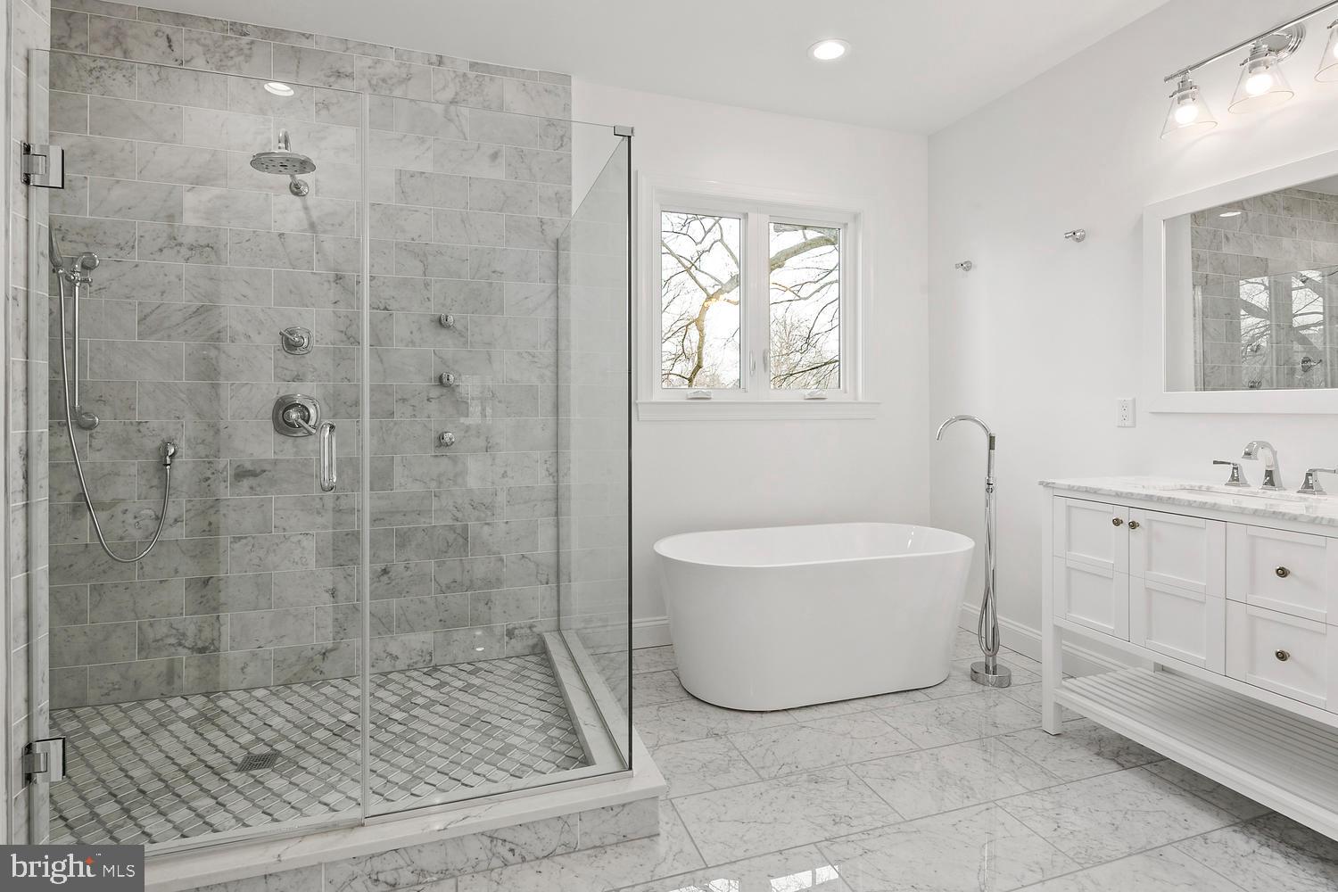 WAYCROFT WOODLAWN - Residential