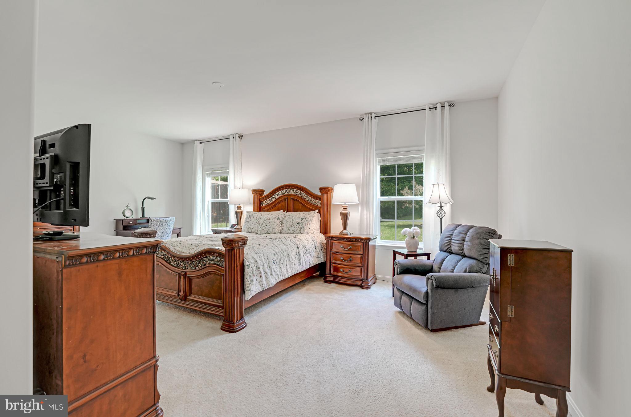 TOWERING OAKS ESTATES - Residential