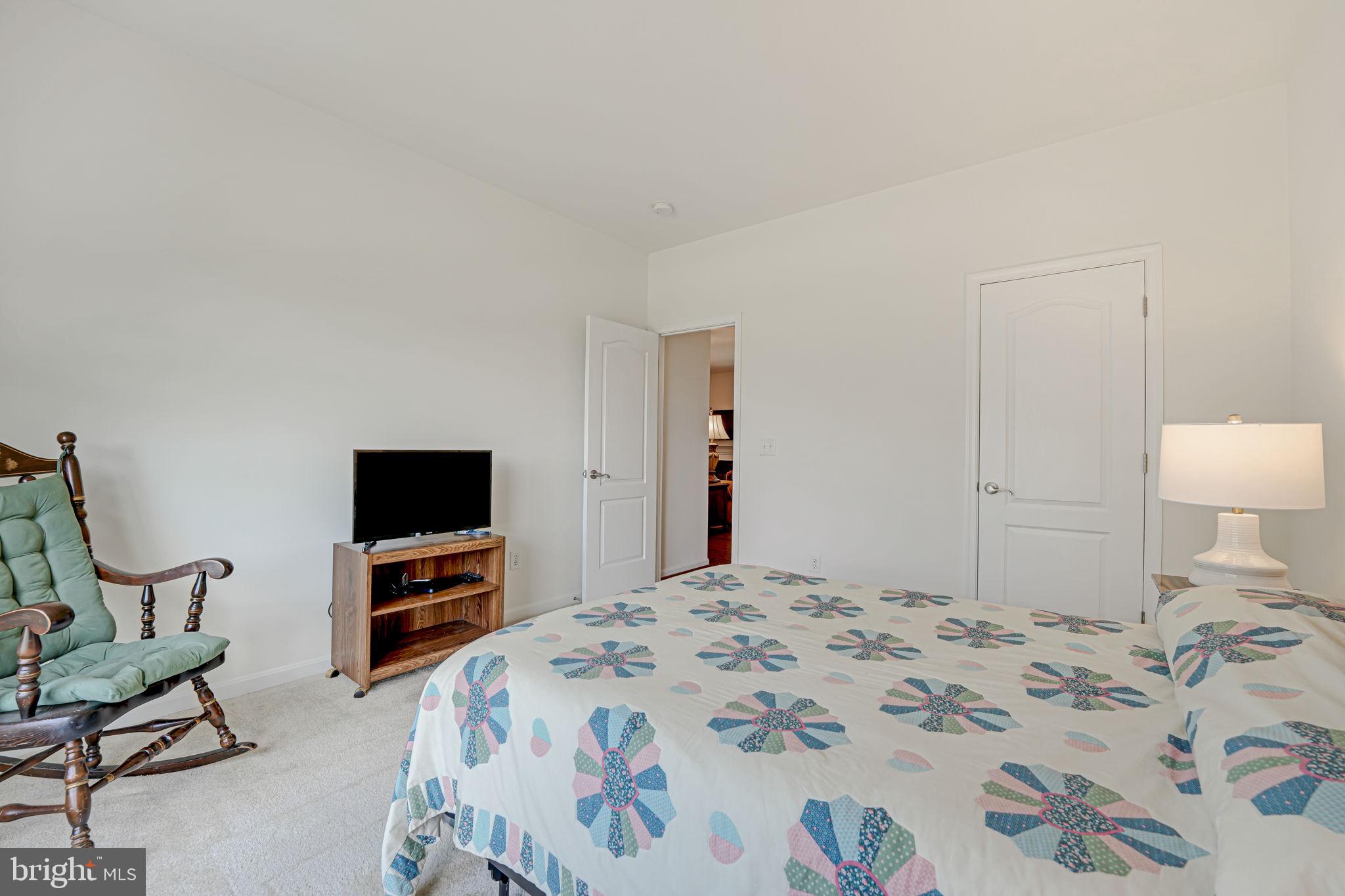 TOWERING OAKS ESTATES - Residential