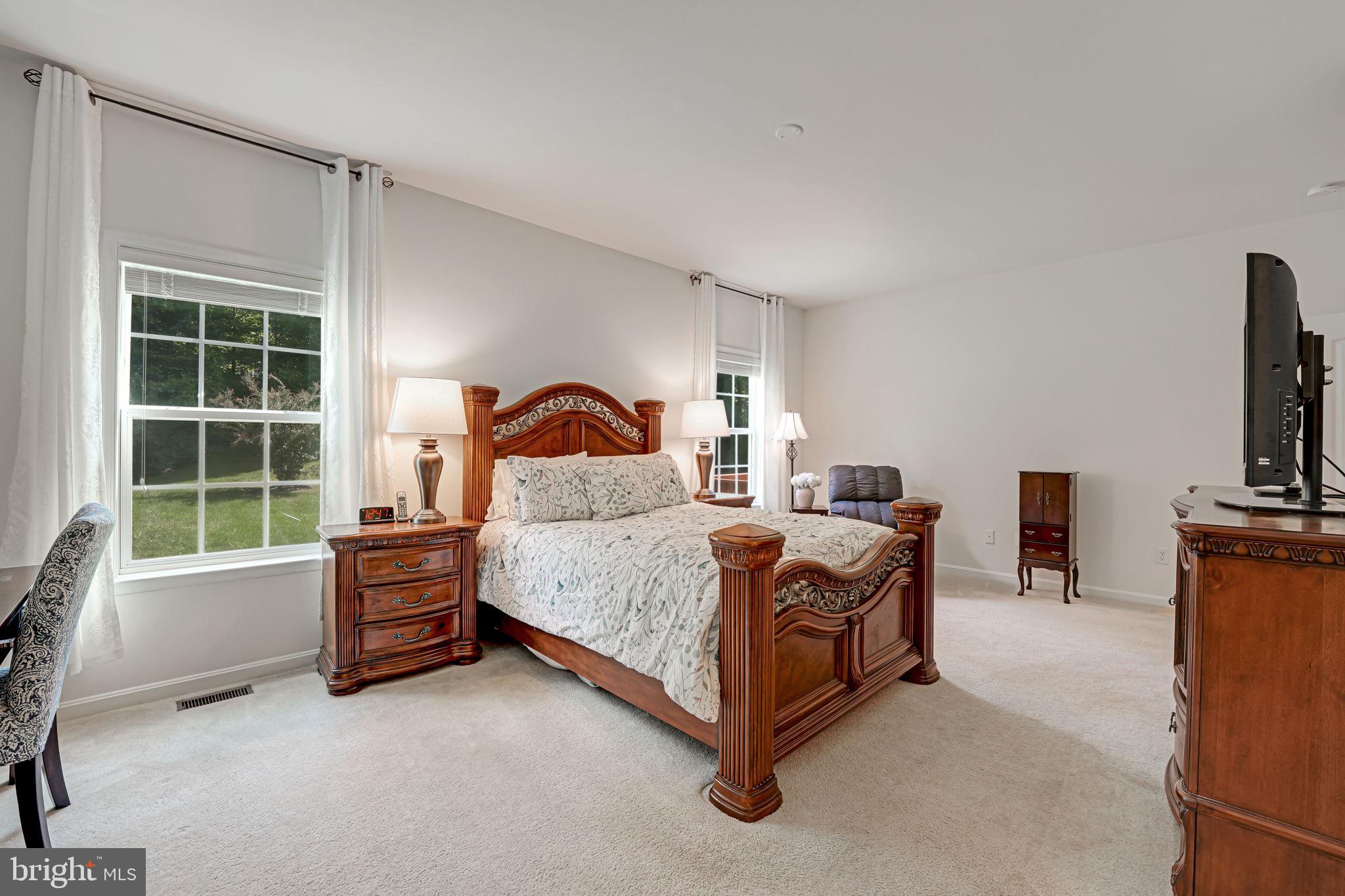 TOWERING OAKS ESTATES - Residential