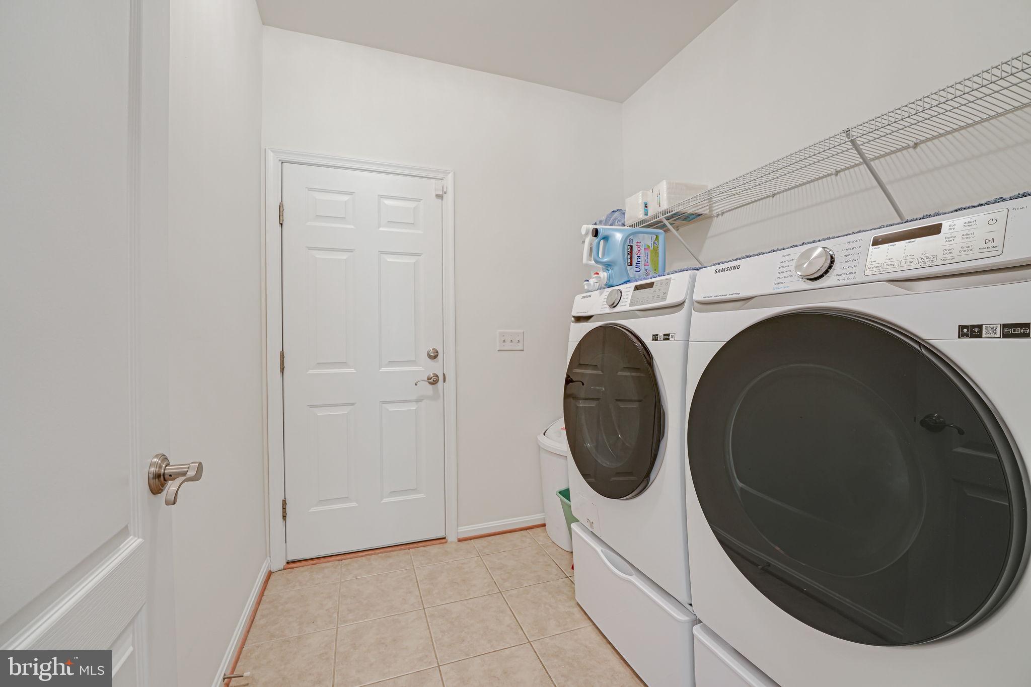 TOWERING OAKS ESTATES - Residential