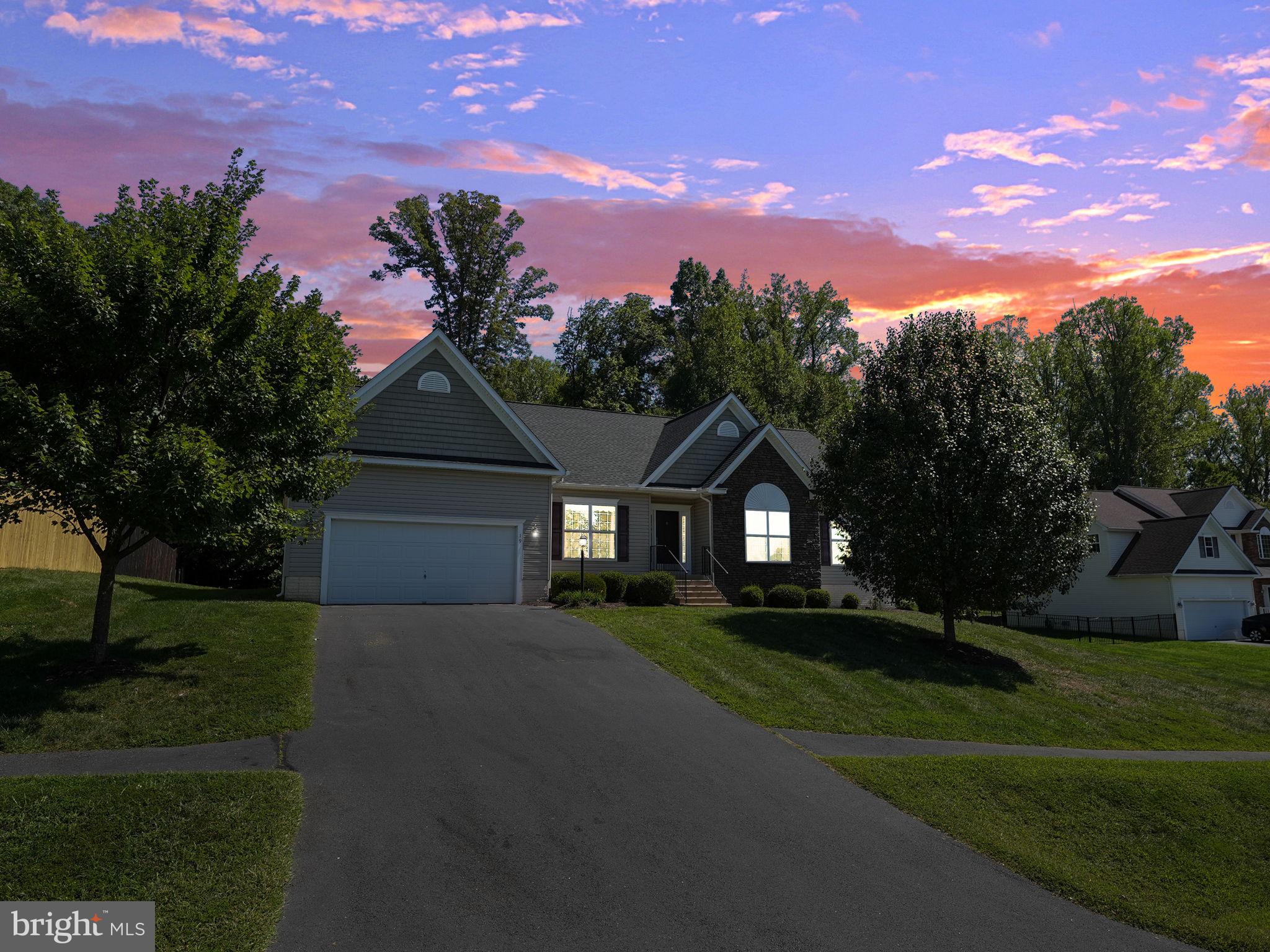 TOWERING OAKS ESTATES - Residential