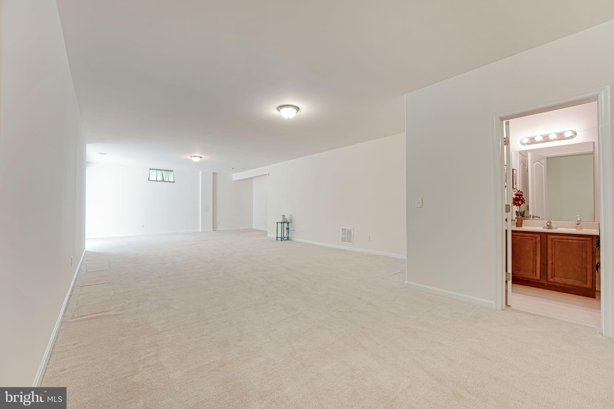 TOWERING OAKS ESTATES - Residential