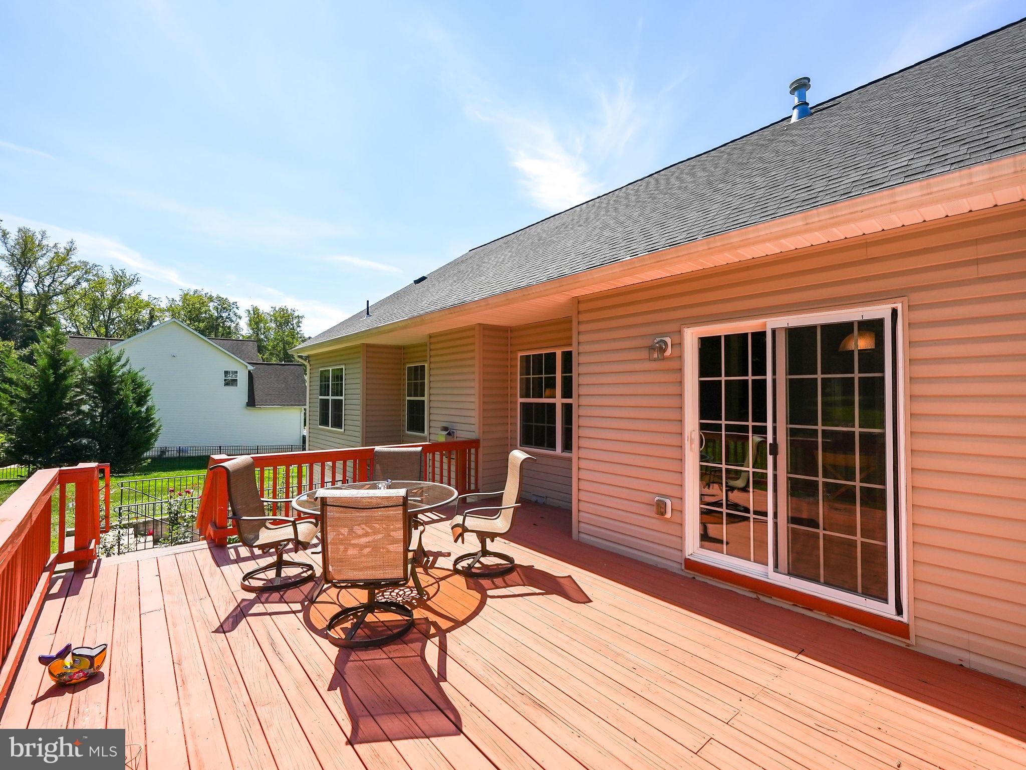 TOWERING OAKS ESTATES - Residential