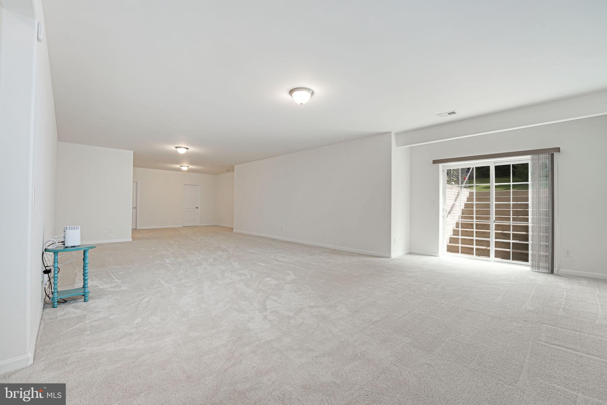 TOWERING OAKS ESTATES - Residential