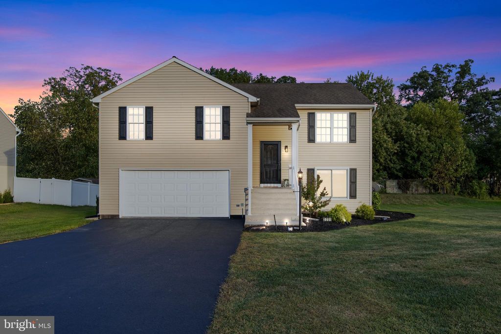 Photo of 3251 Grey Fox Circle, DOVER, PA 17315 (MLS # PAYK2088252)