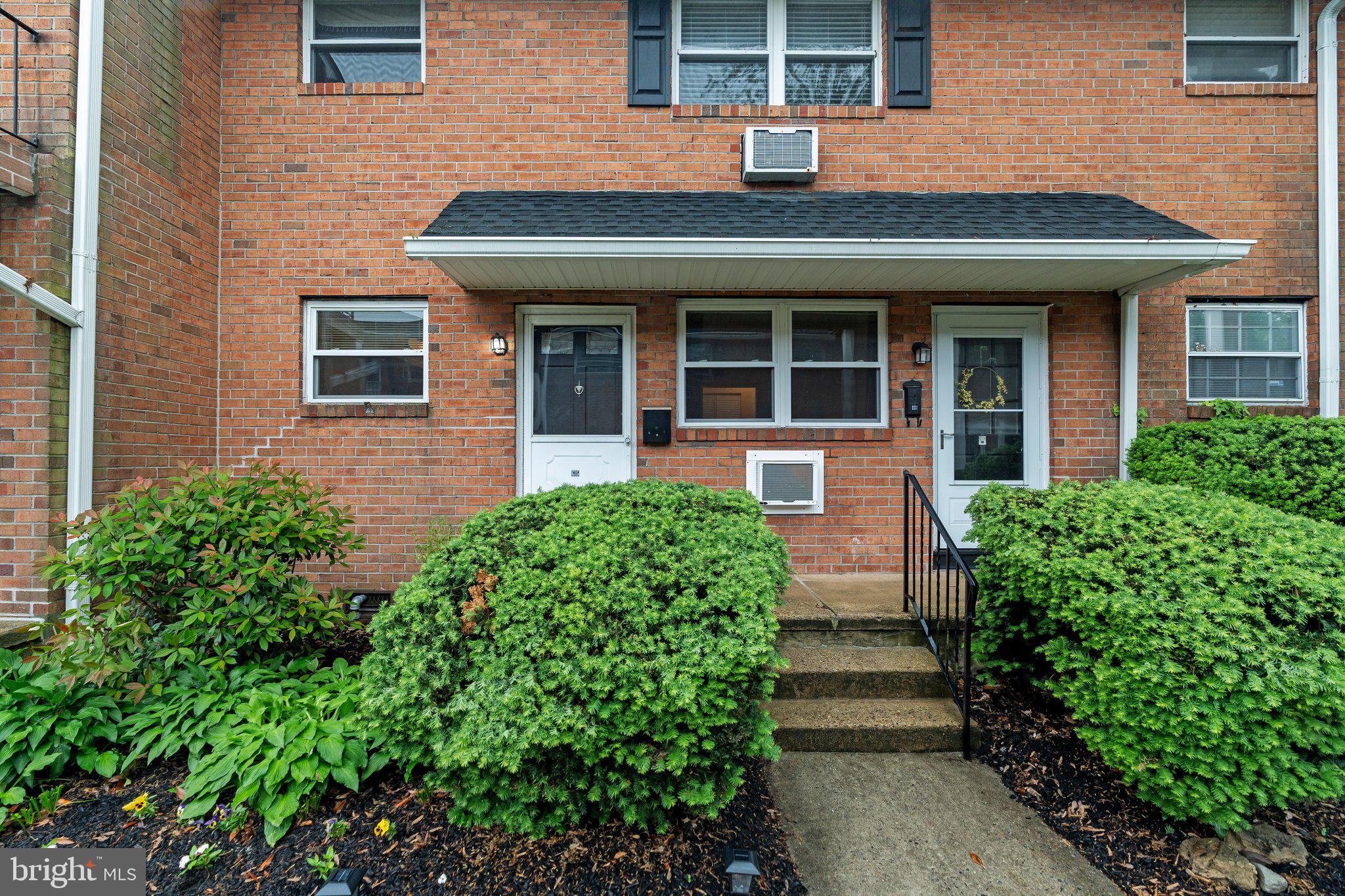 340 WOODLAWN TERRACE