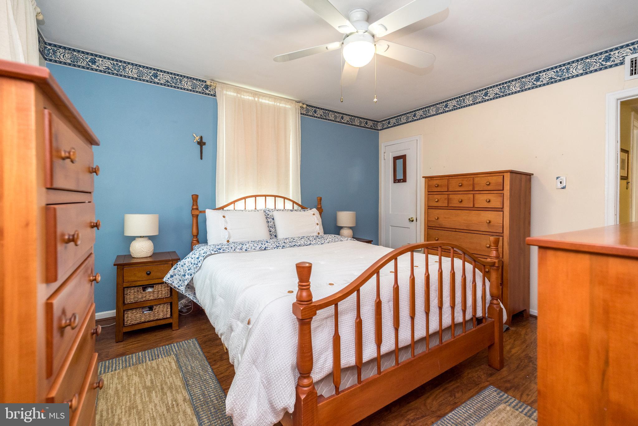 SOMERTON - Residential