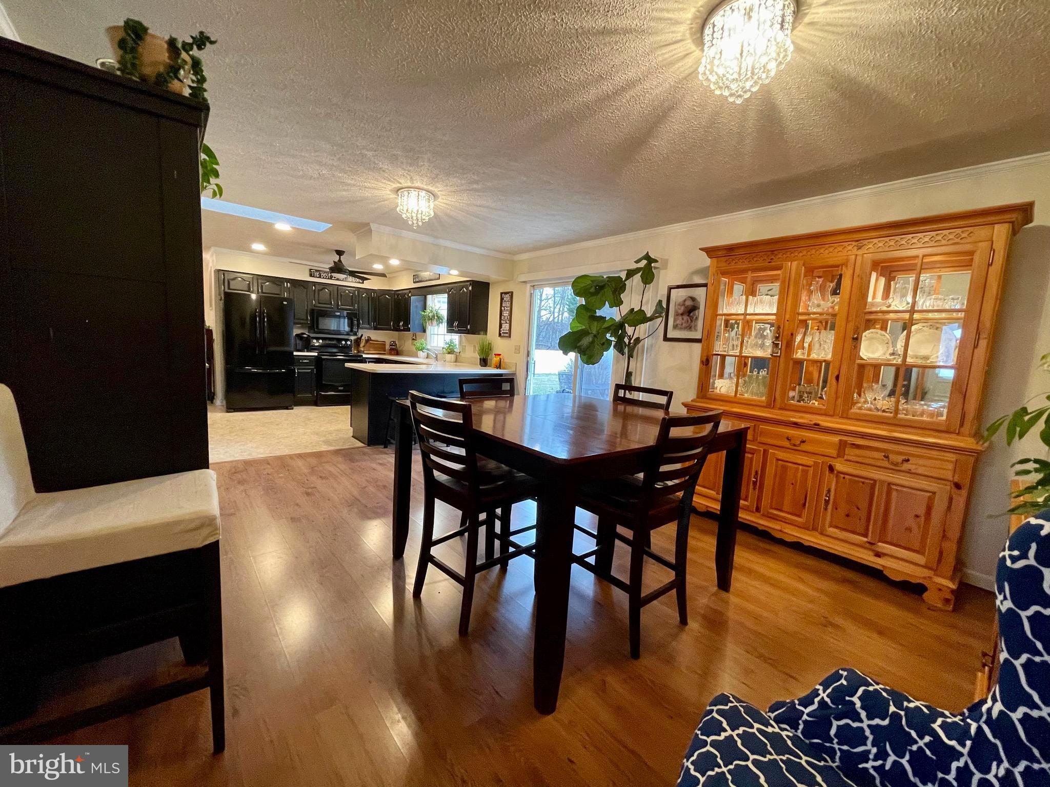 CRYSTAL BROOK II - Residential Lease