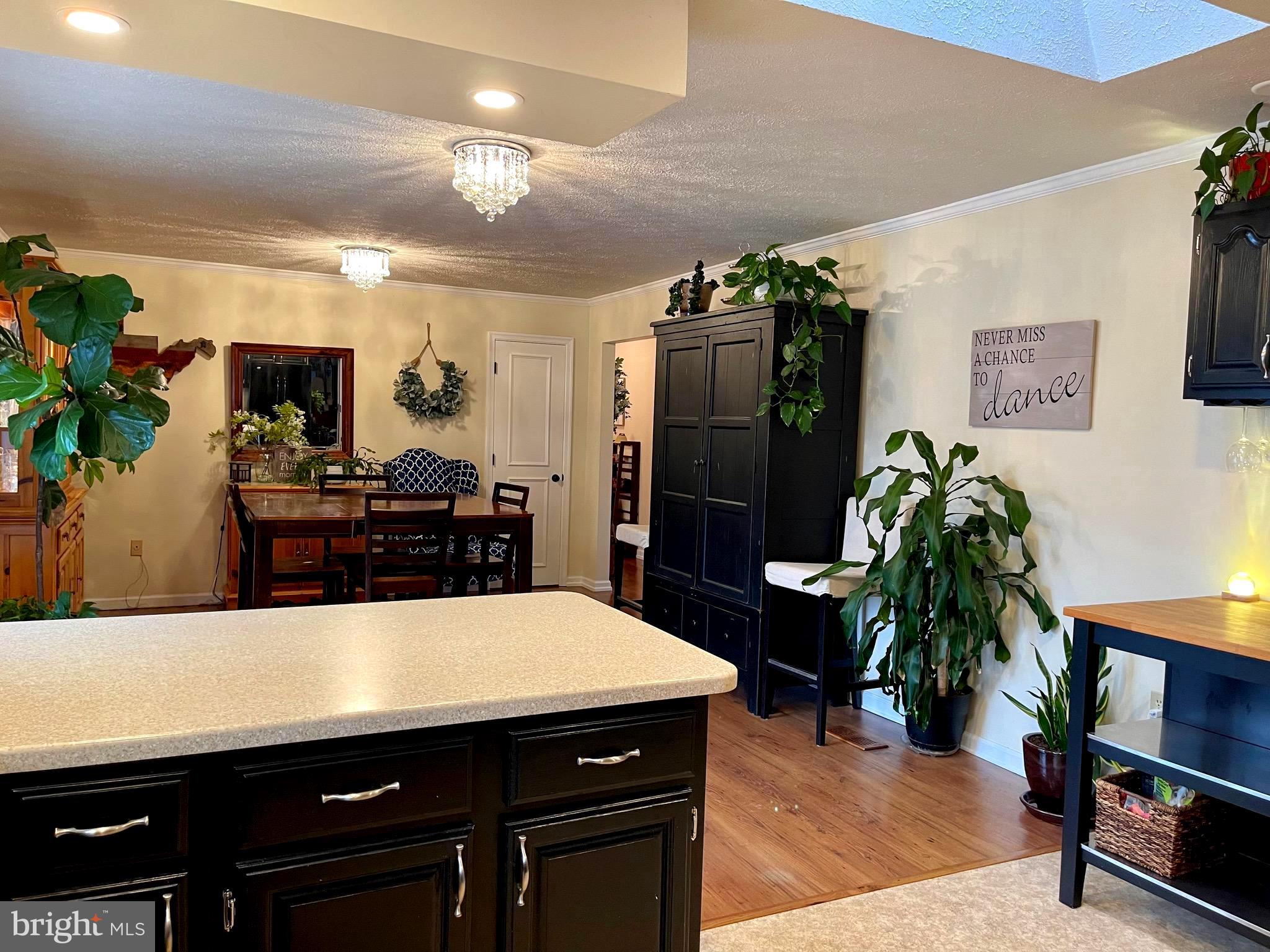 CRYSTAL BROOK II - Residential Lease