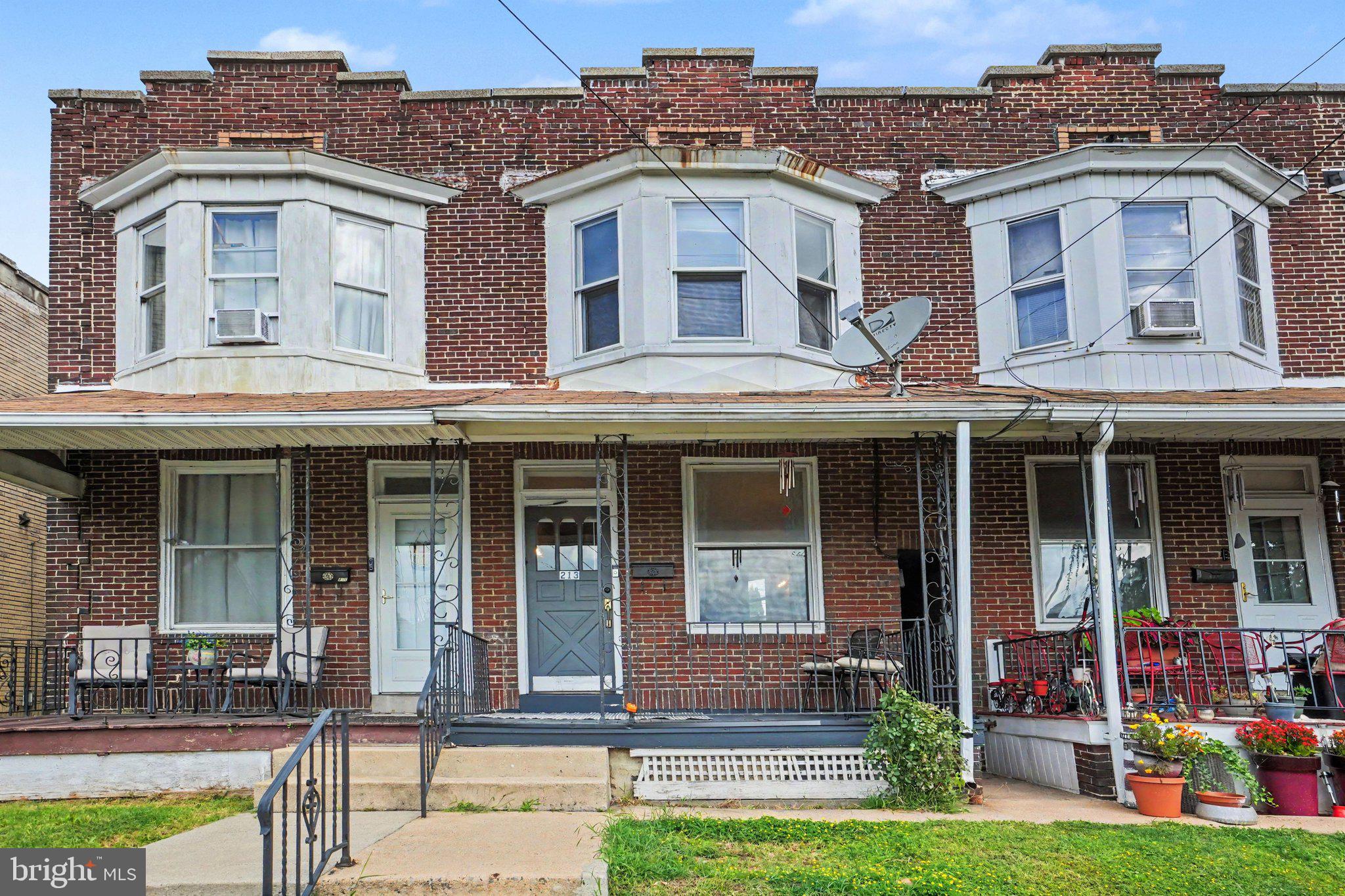 213 UPLAND AVENUE