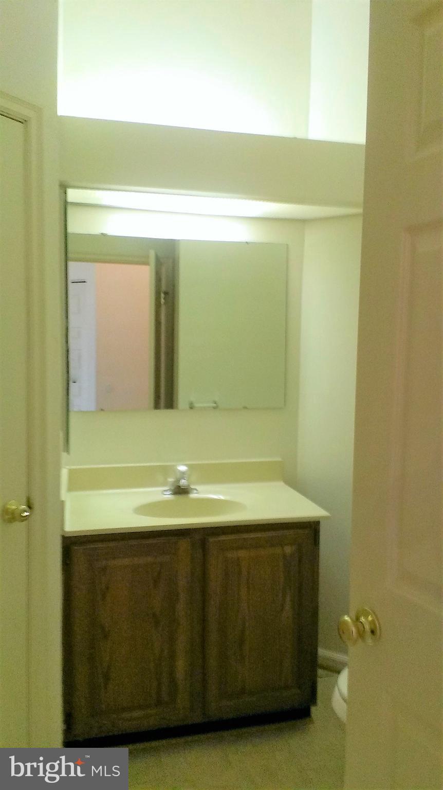 WATERS EDGE AT NORTH LAKE - Residential Lease