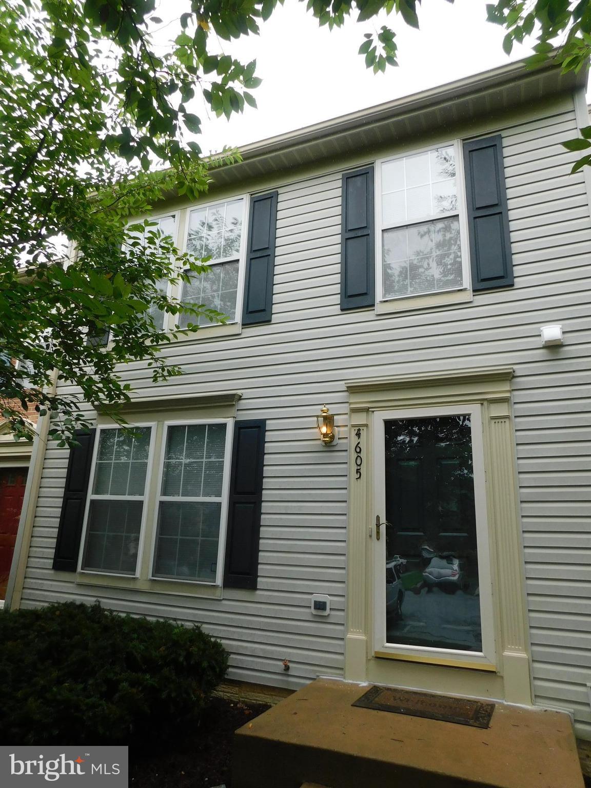 TURNBERRY VILLAGE - Residential Lease