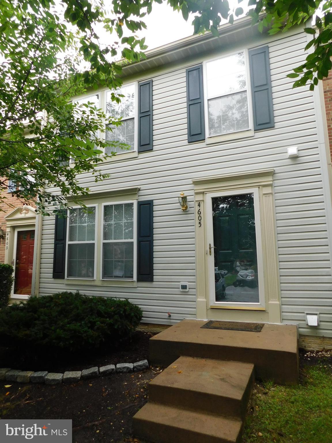 TURNBERRY VILLAGE - Residential Lease