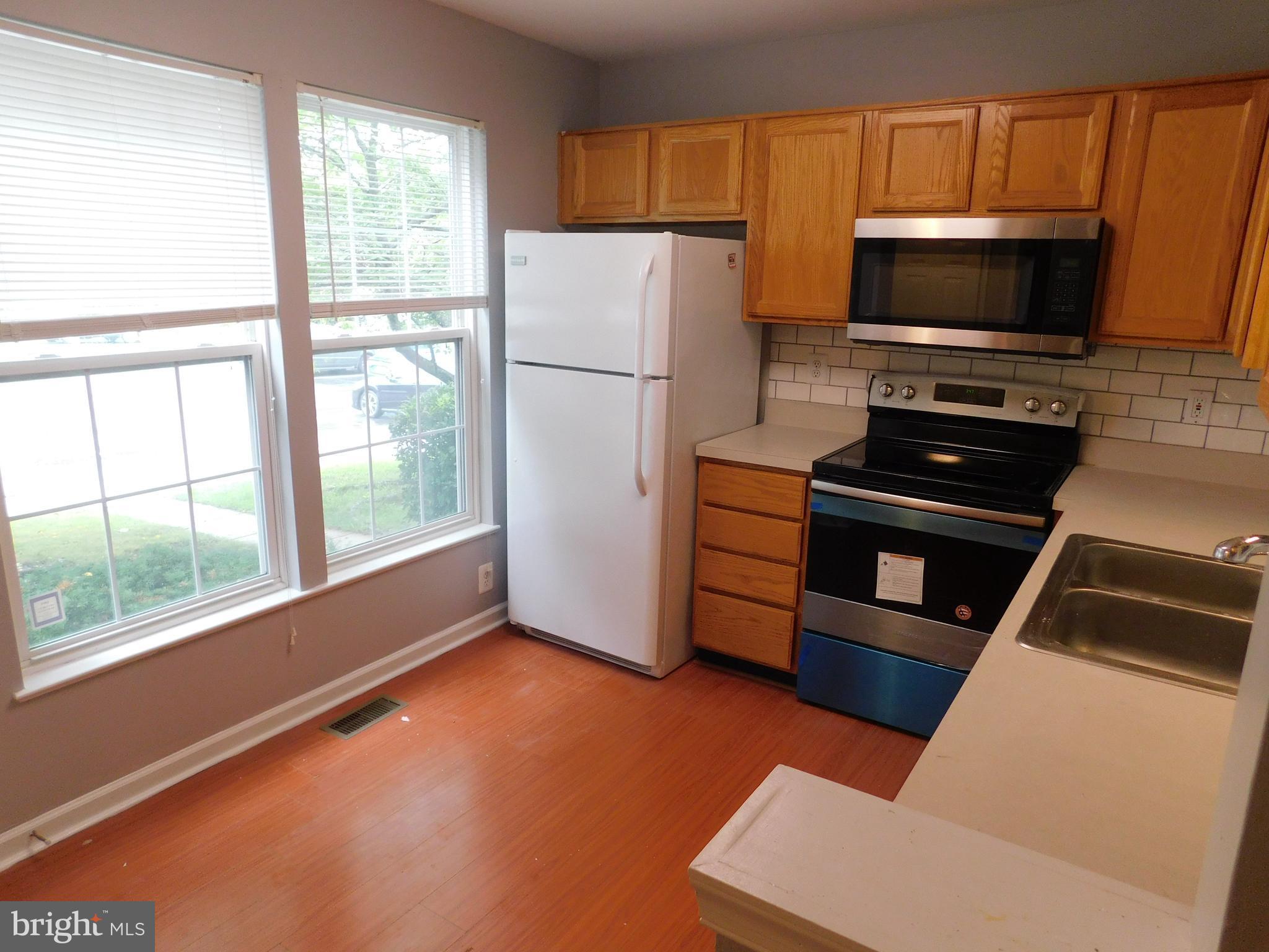 TURNBERRY VILLAGE - Residential Lease