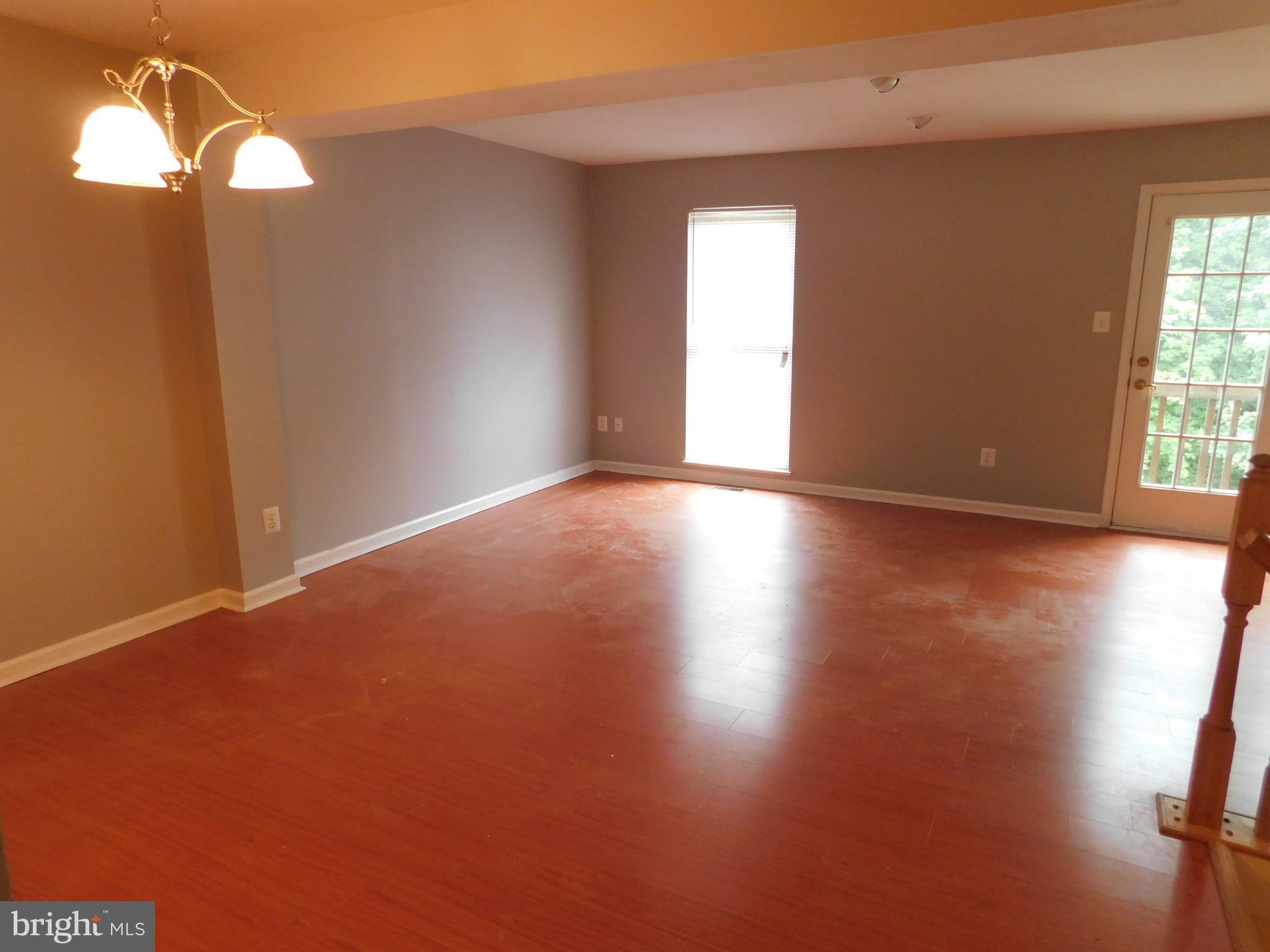 TURNBERRY VILLAGE - Residential Lease