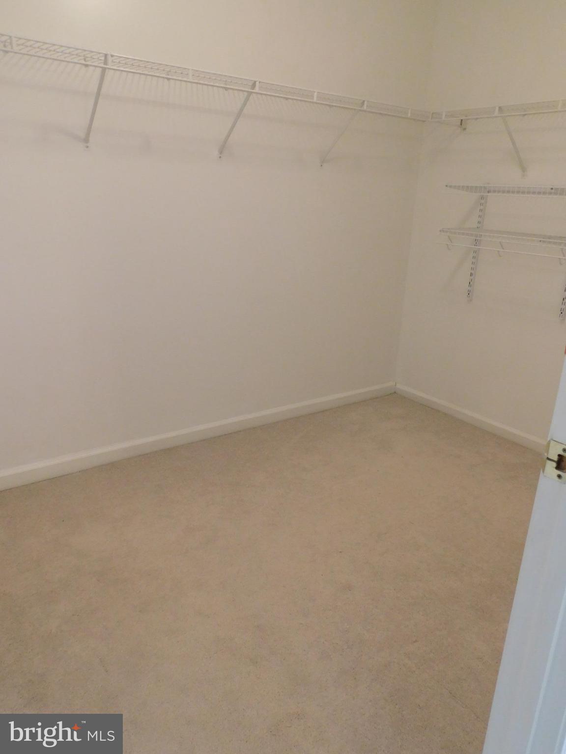 TURNBERRY VILLAGE - Residential Lease