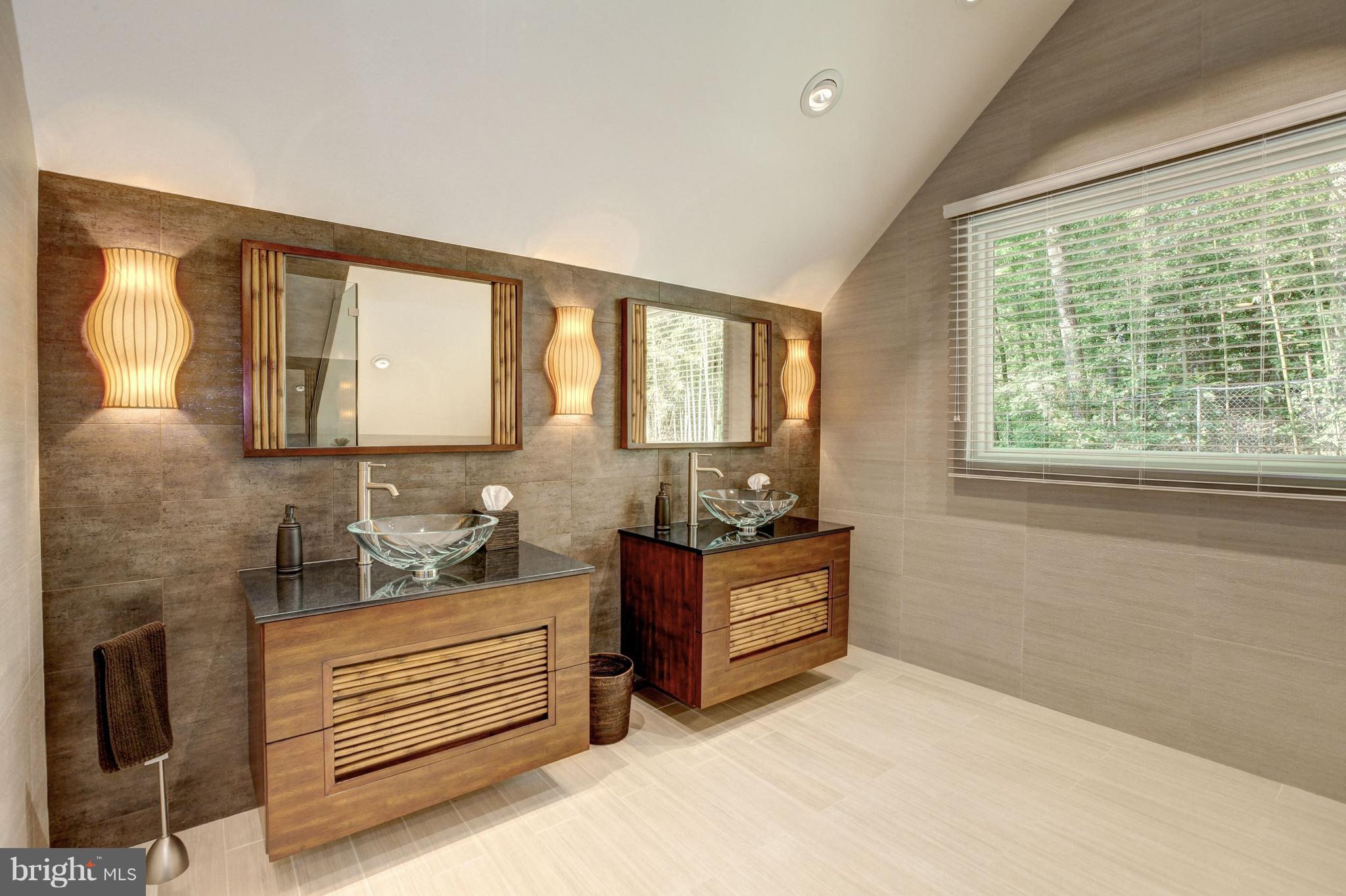 SMITHFIELD - Residential