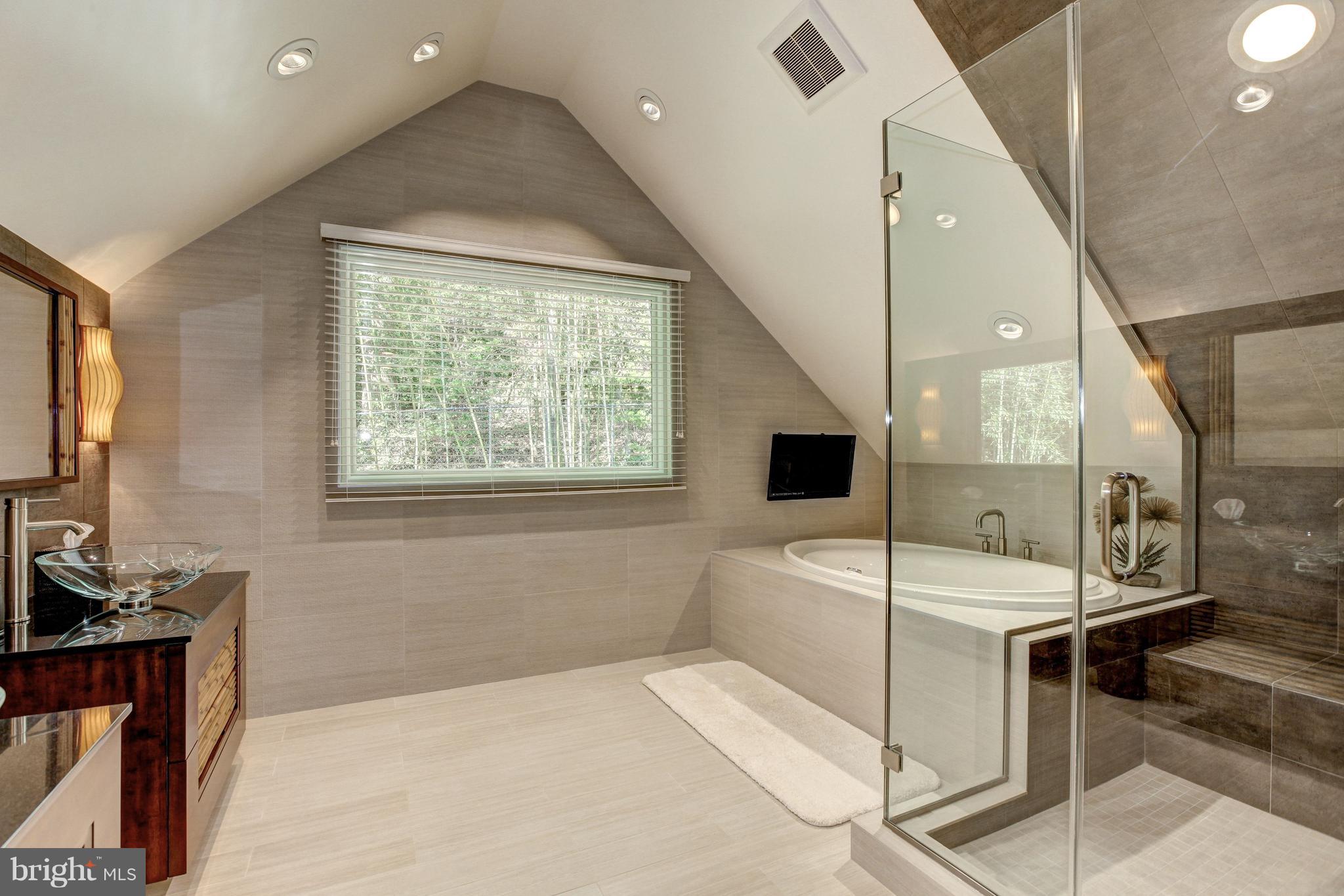 SMITHFIELD - Residential