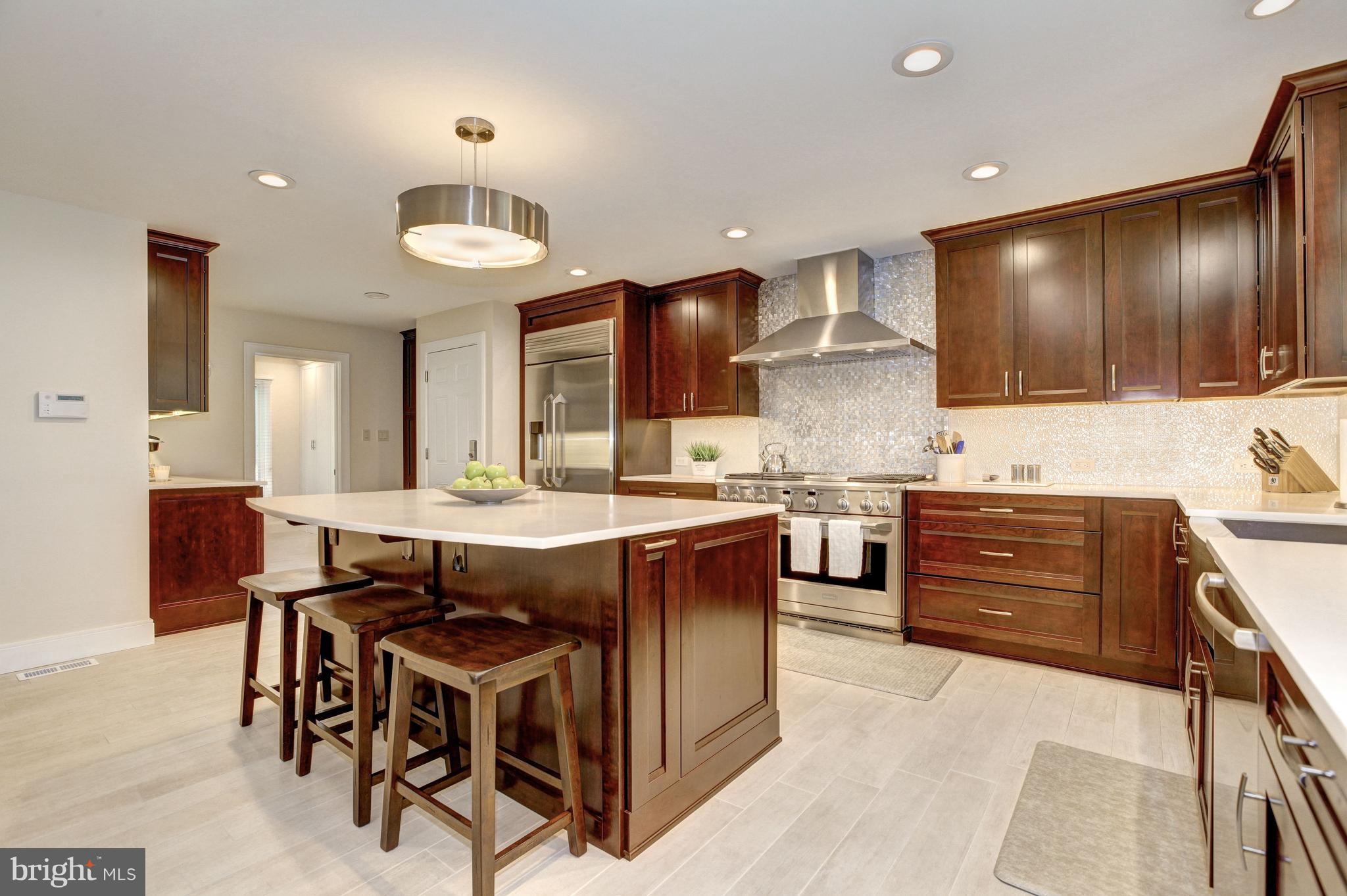 SMITHFIELD - Residential