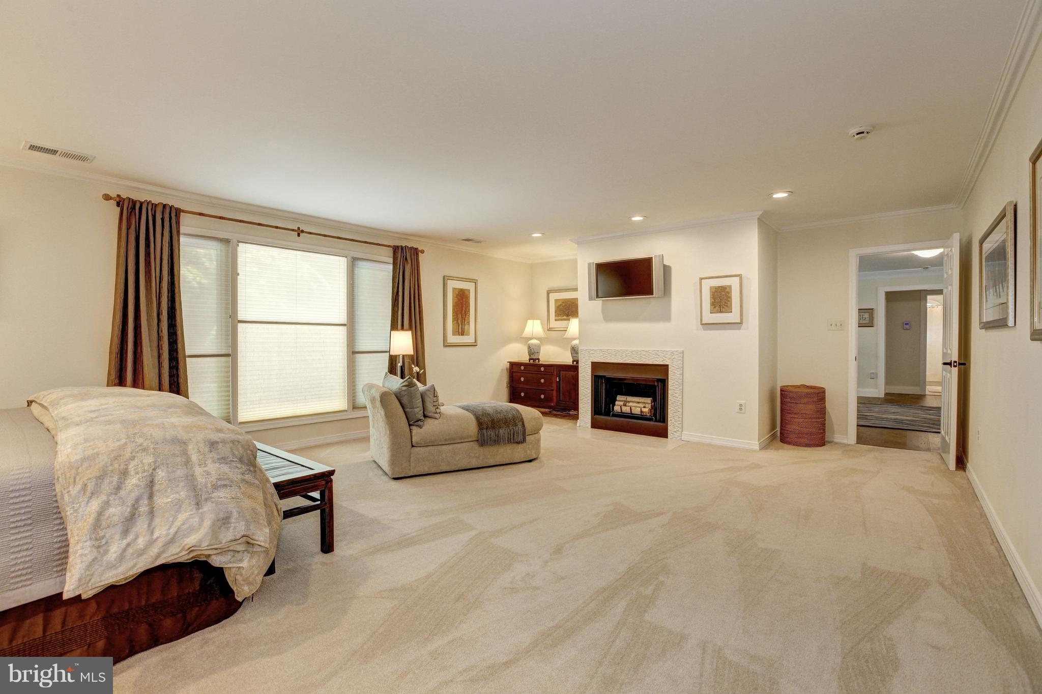 SMITHFIELD - Residential