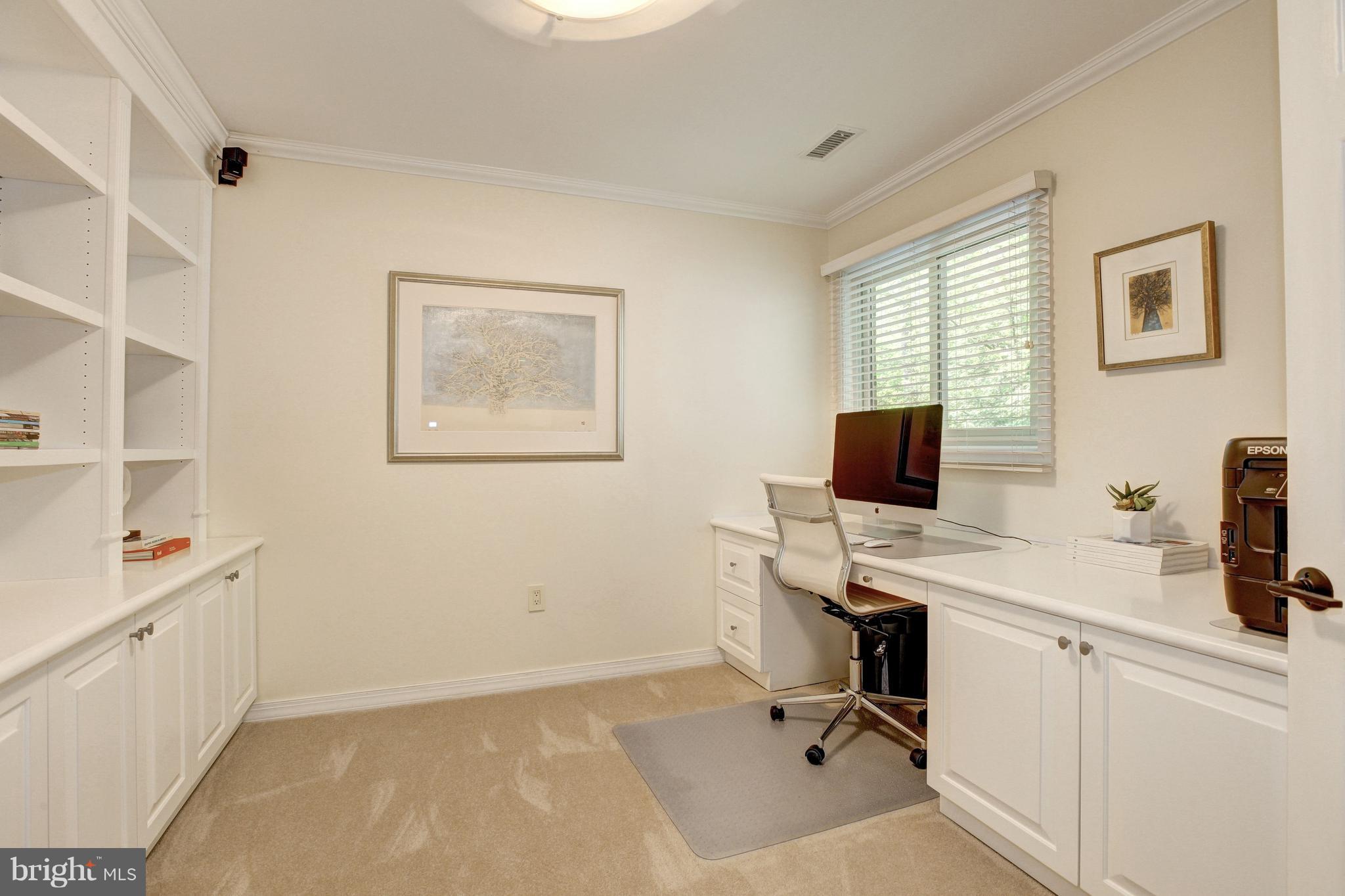 SMITHFIELD - Residential