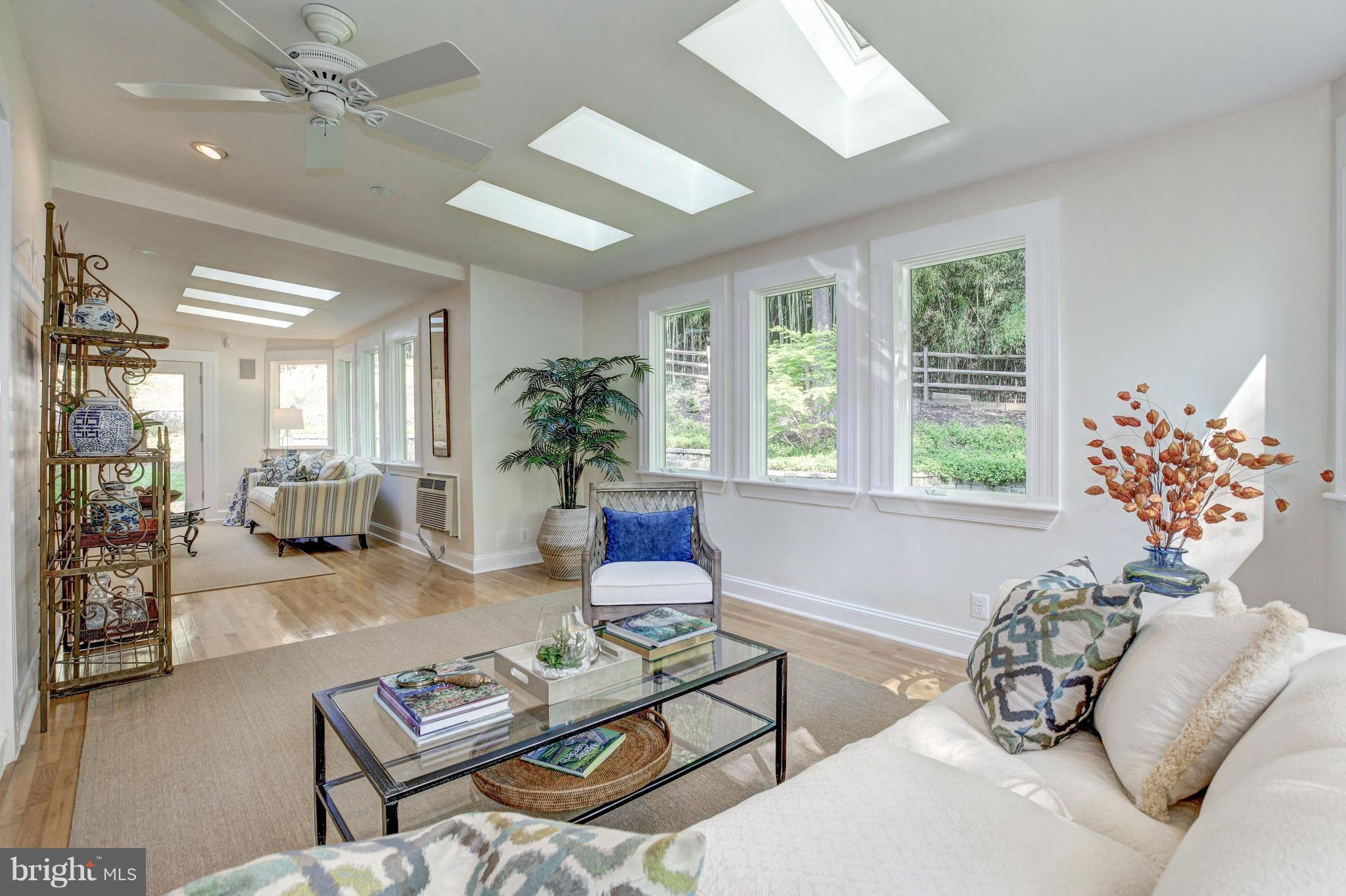 SMITHFIELD - Residential