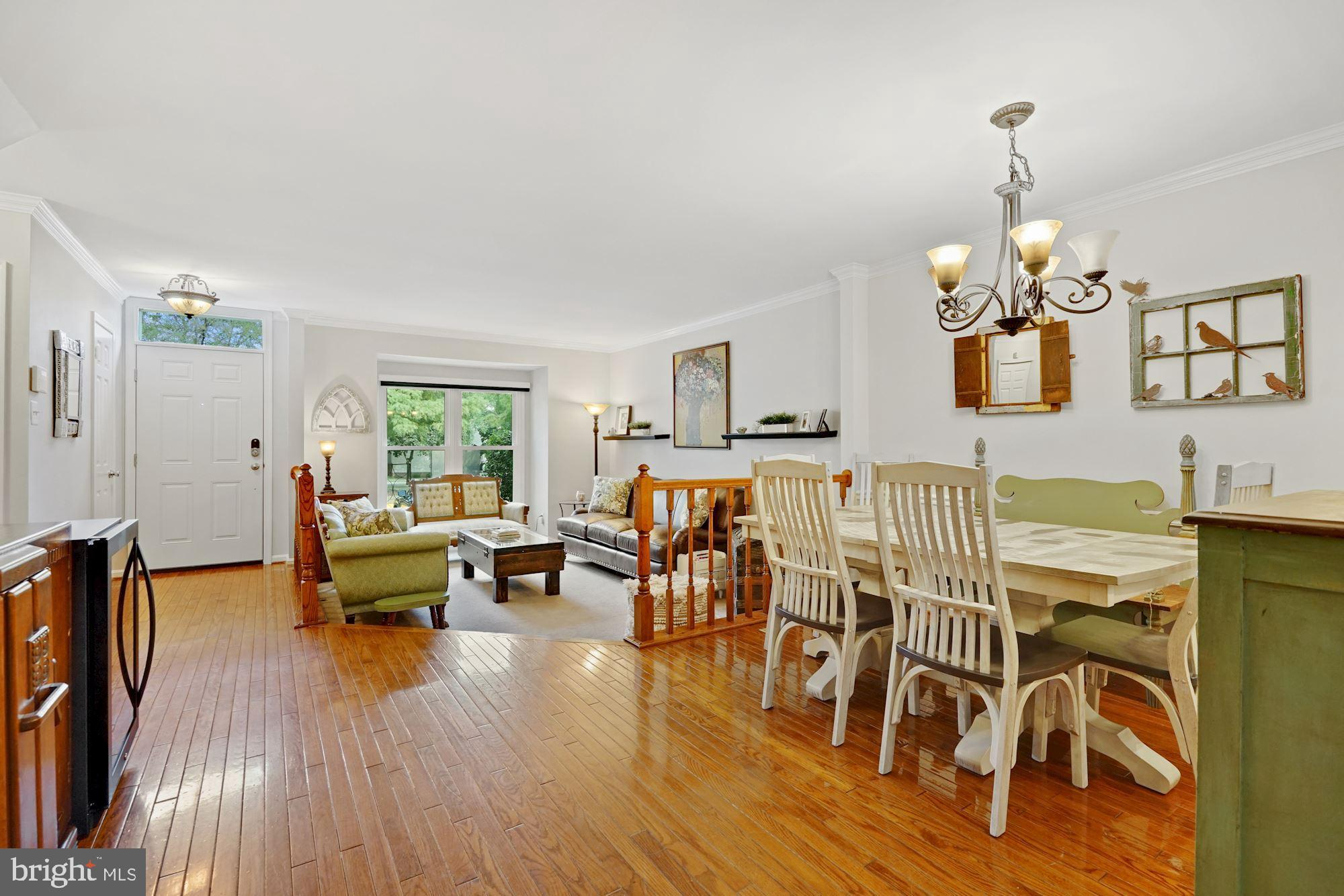 7228 LENSFIELD COURT
